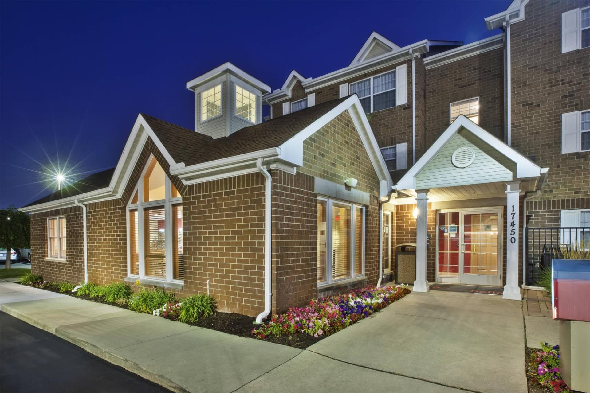 TownePlace Suites by Marriott Detroit Livonia featured exterior or lobby in Livonia, MI — similar hotel