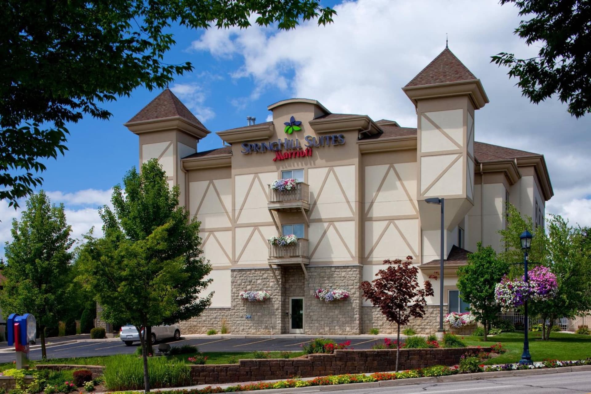 Springhill Suites by Marriott Frankenmuth featured exterior or lobby in Frankenmuth, MI — similar hotel