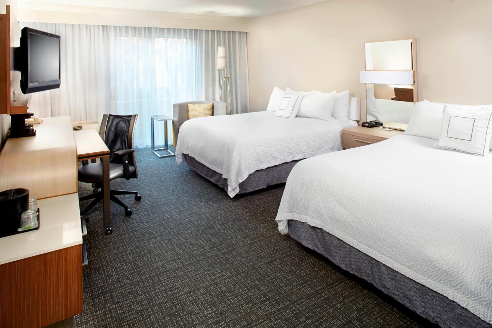 Courtyard by Marriott Lansing property views in Lansing, MI — gallery photo 3