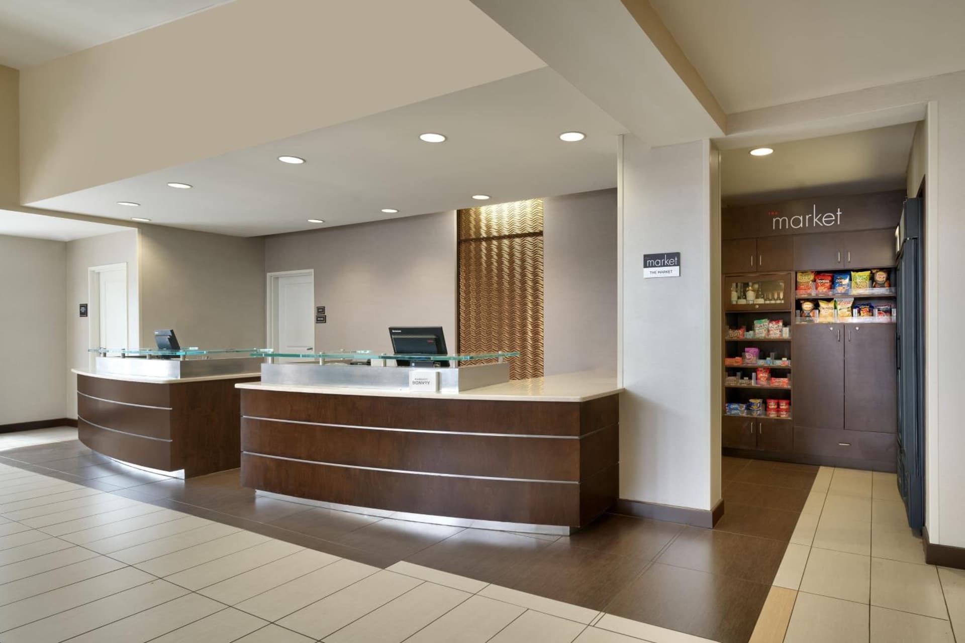 Residence Inn by Marriott Greenville gallery photo in Greenville, NC — image 9