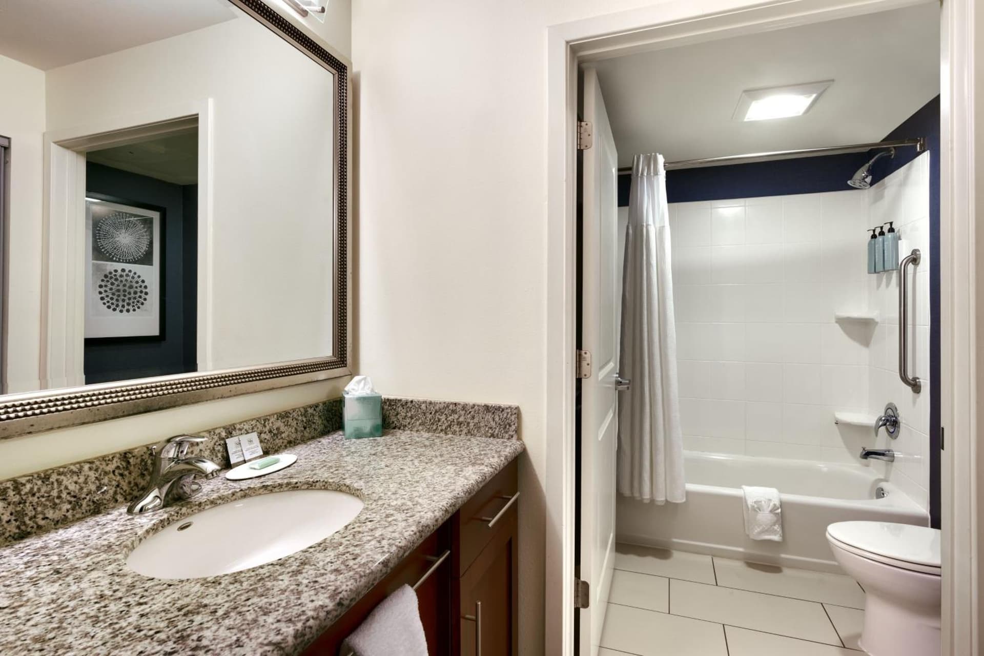 Residence Inn by Marriott Greenville gallery photo in Greenville, NC — image 7