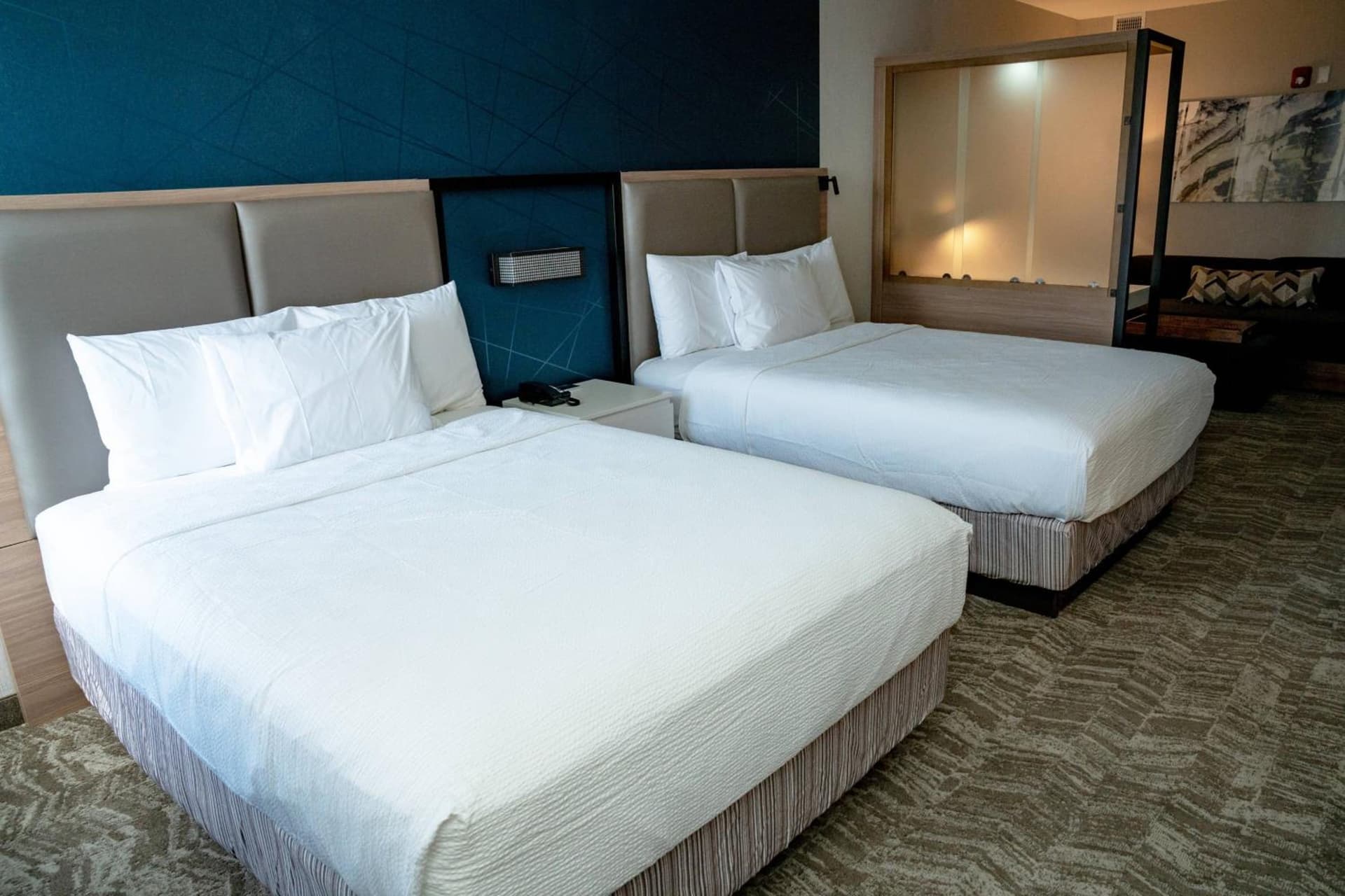 SpringHill Suites by Marriott Woodbridge gallery photo in Woodbridge — image 48