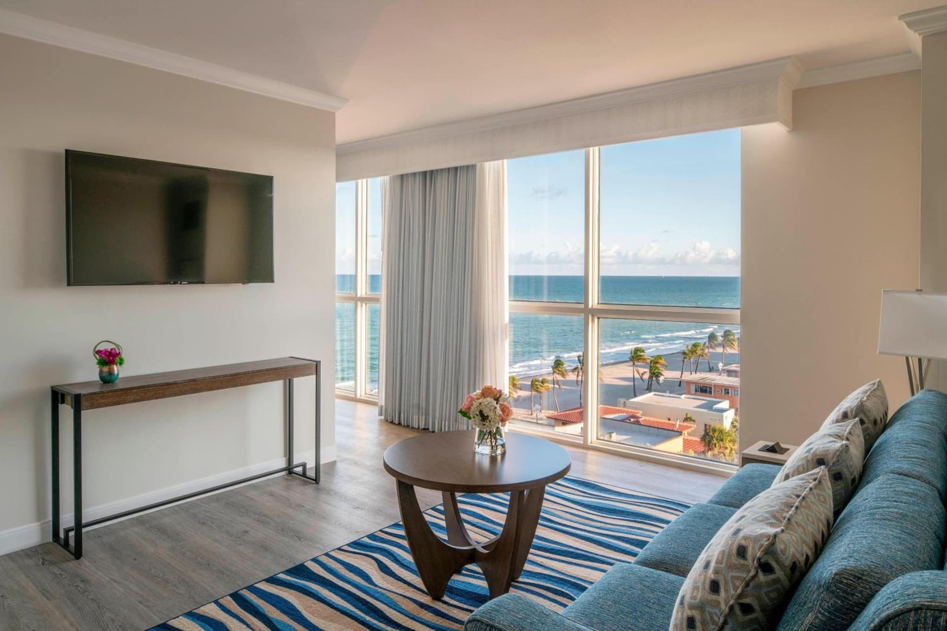 Hollywood Beach Marriott interior in Hollywood, FL — gallery photo 2