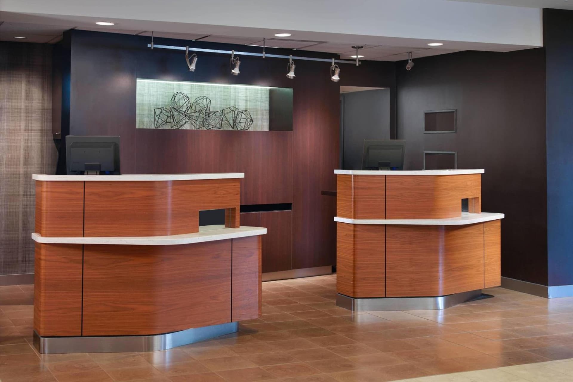 Courtyard by Marriott Raleigh Midtown interior in Raleigh, NC — gallery photo 2