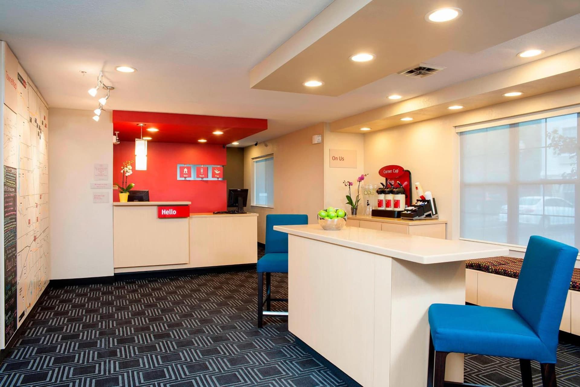 TownePlace Suites by Marriott Indianapolis - Keystone interior in Indianapolis, IN — gallery photo 2