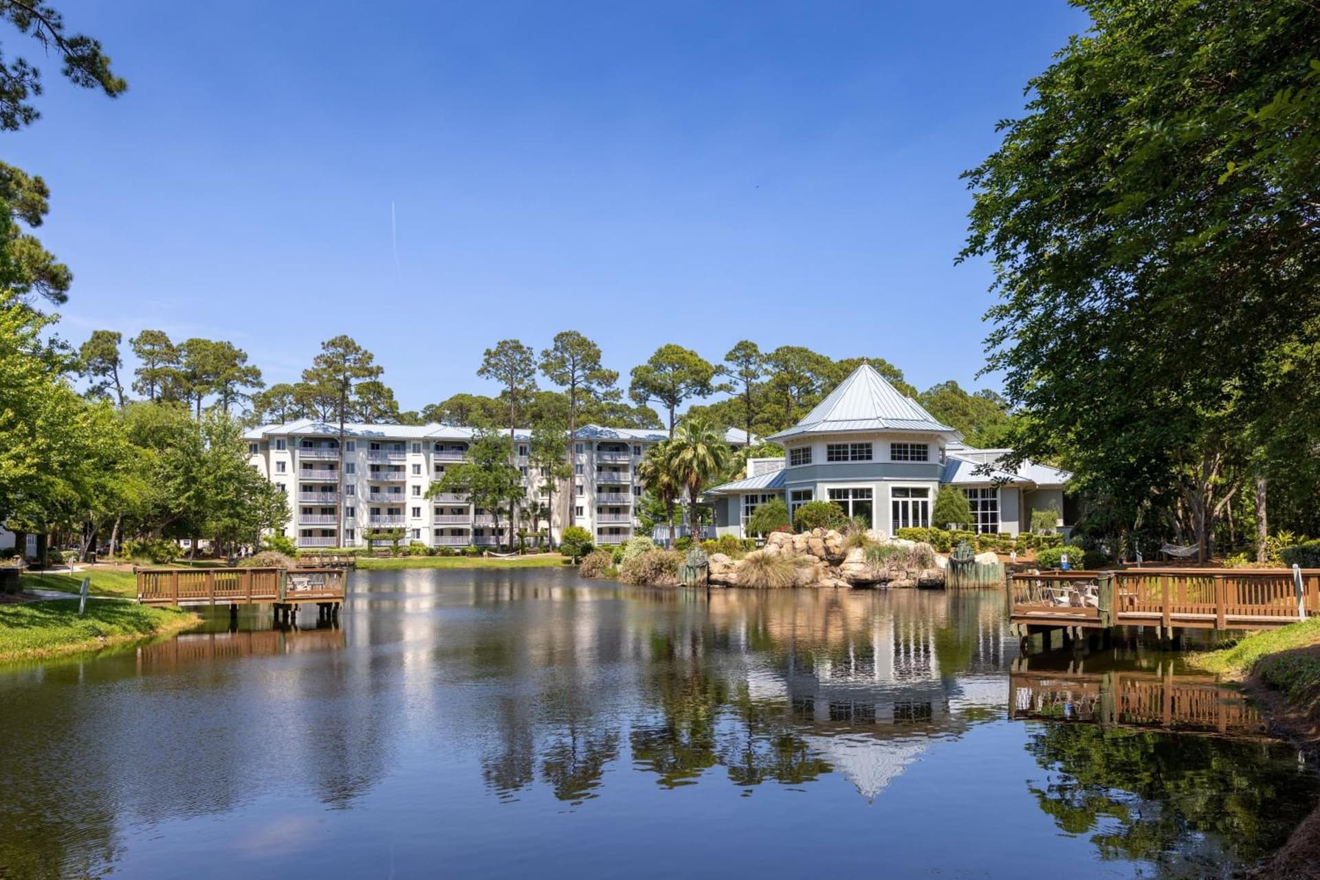Marriott's SurfWatch featured exterior or lobby in Hilton Head Island, SC — similar hotel