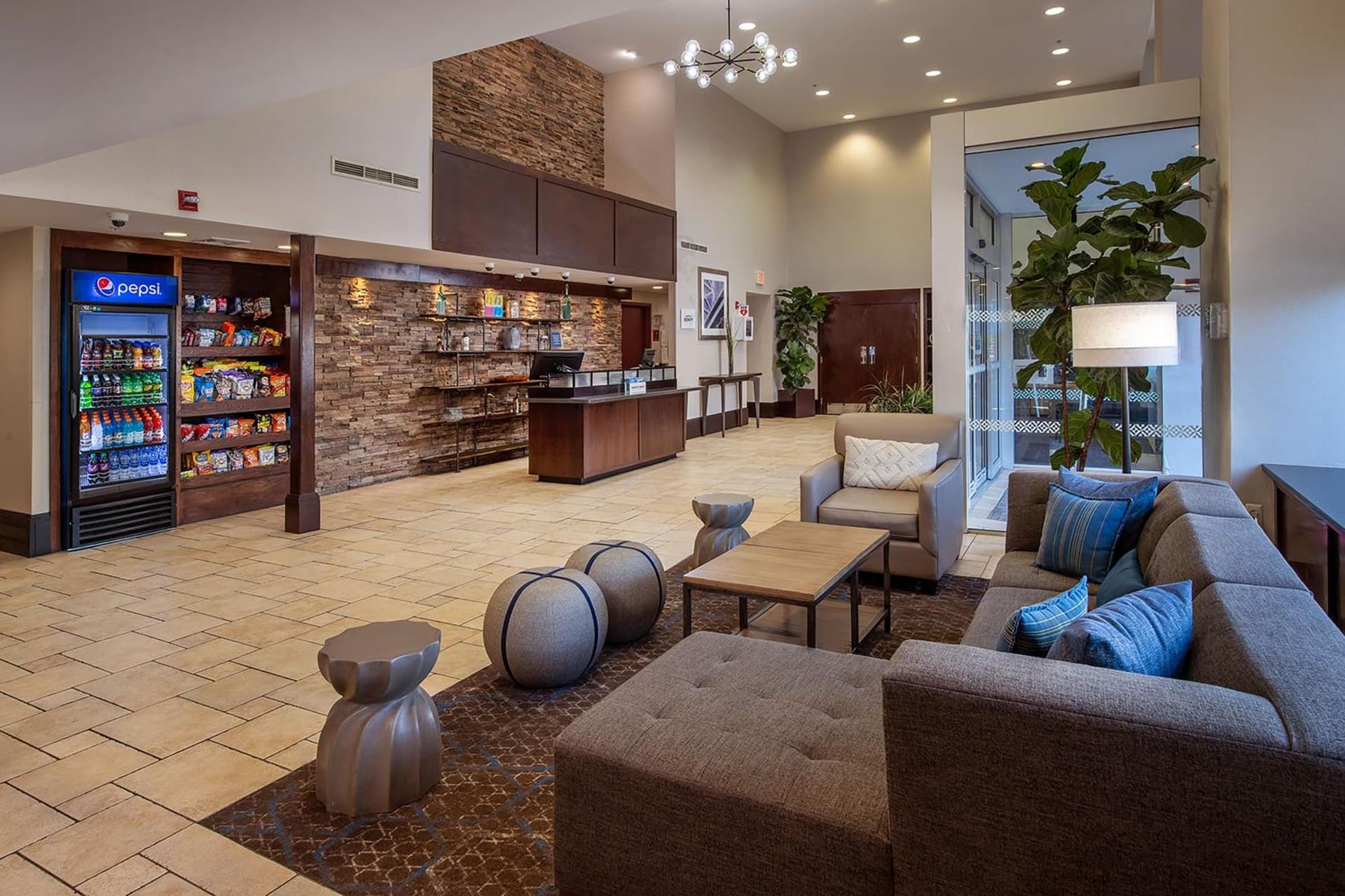 Four Points Philadelphia City Center interior in Philadelphia, PA — gallery photo 2