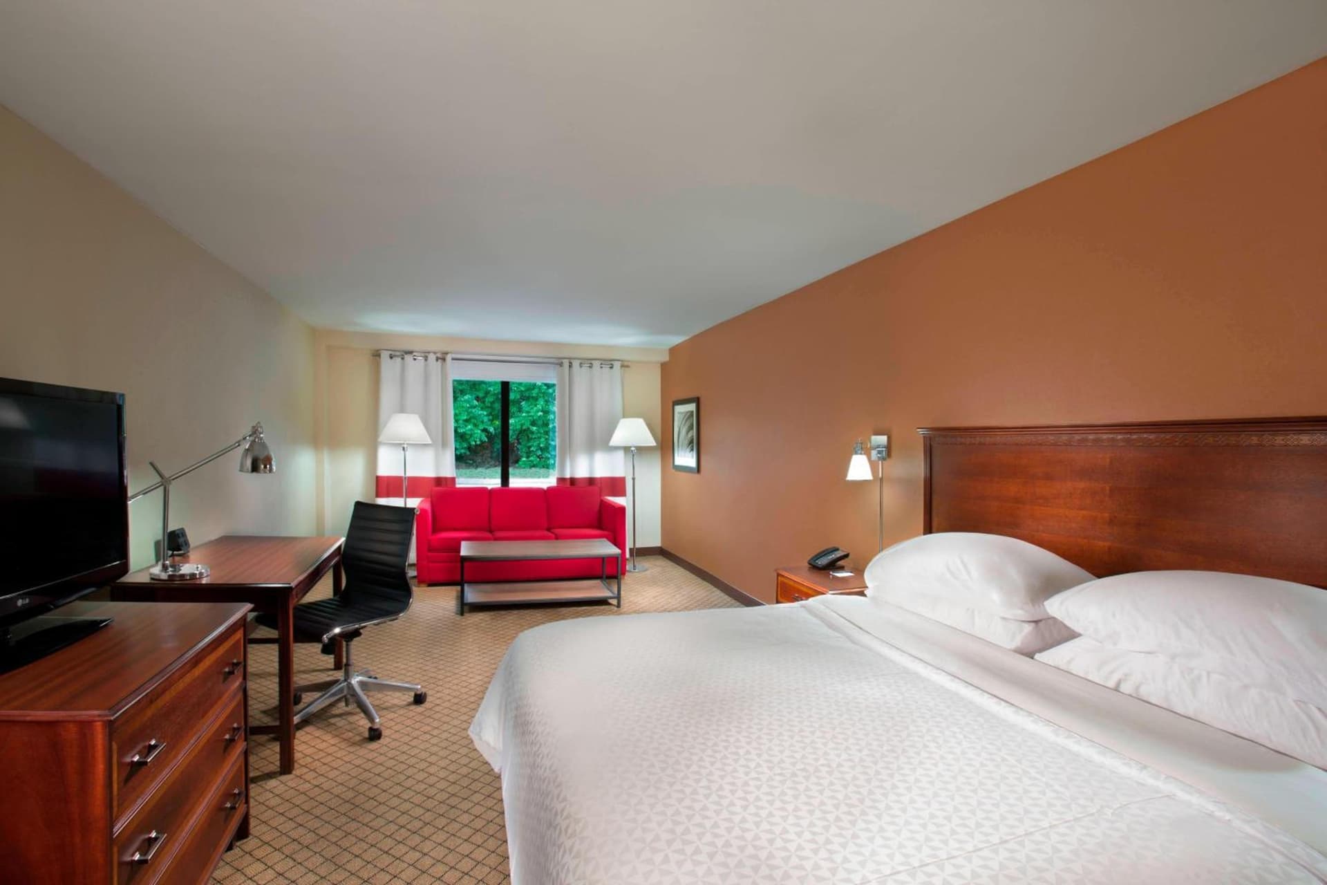 DoubleTree by Hilton Manhattan, KS property views in Manhattan, KS — gallery photo 3