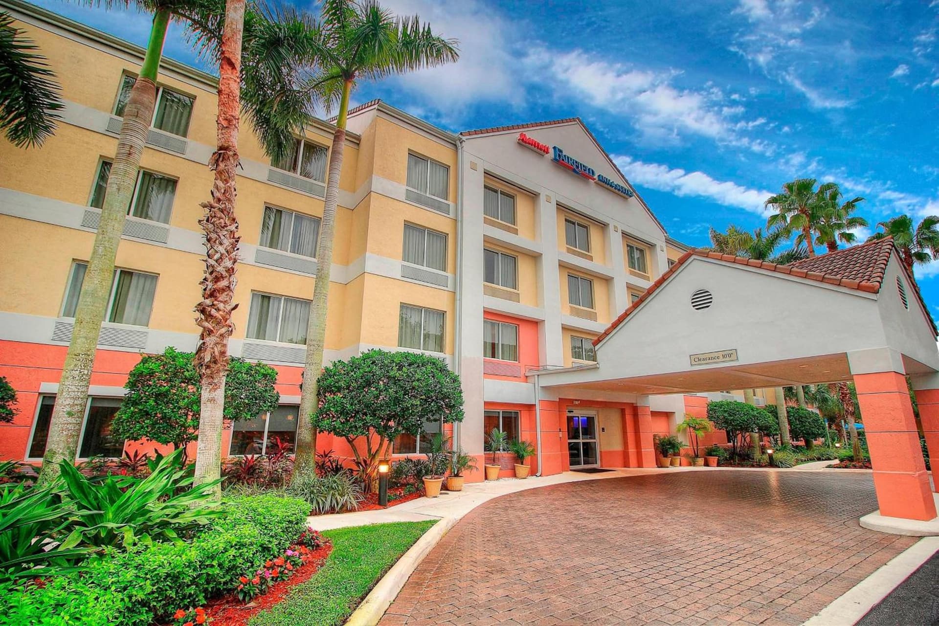 Fairfield Inn & Suites By Marriott Jupiter featured exterior or lobby in Jupiter, FL — similar hotel