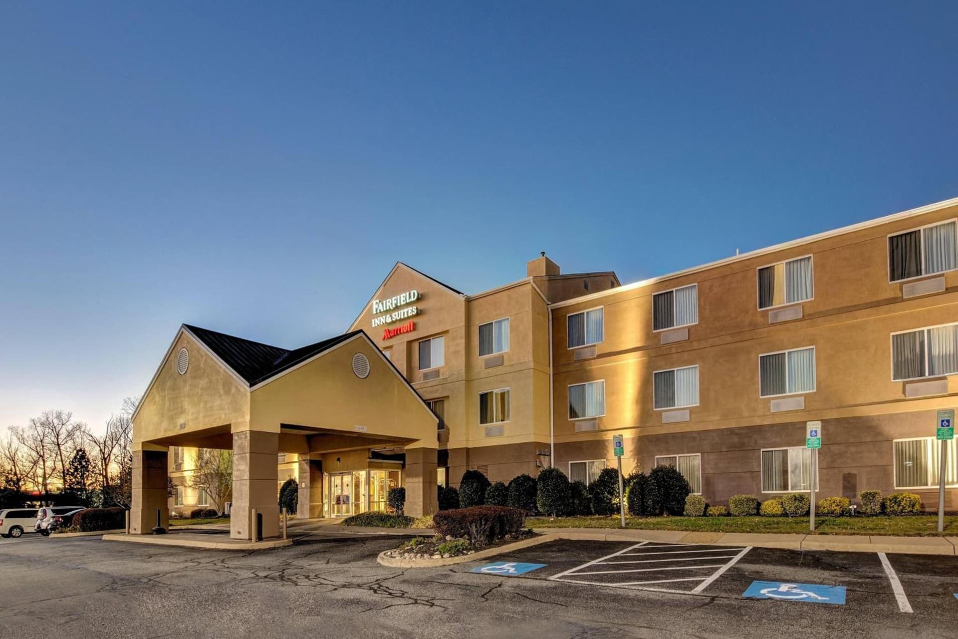 Fairfield Inn and Suites by Marriott Potomac Mills Woodbridge — hotel in Woodbridge, Virginia