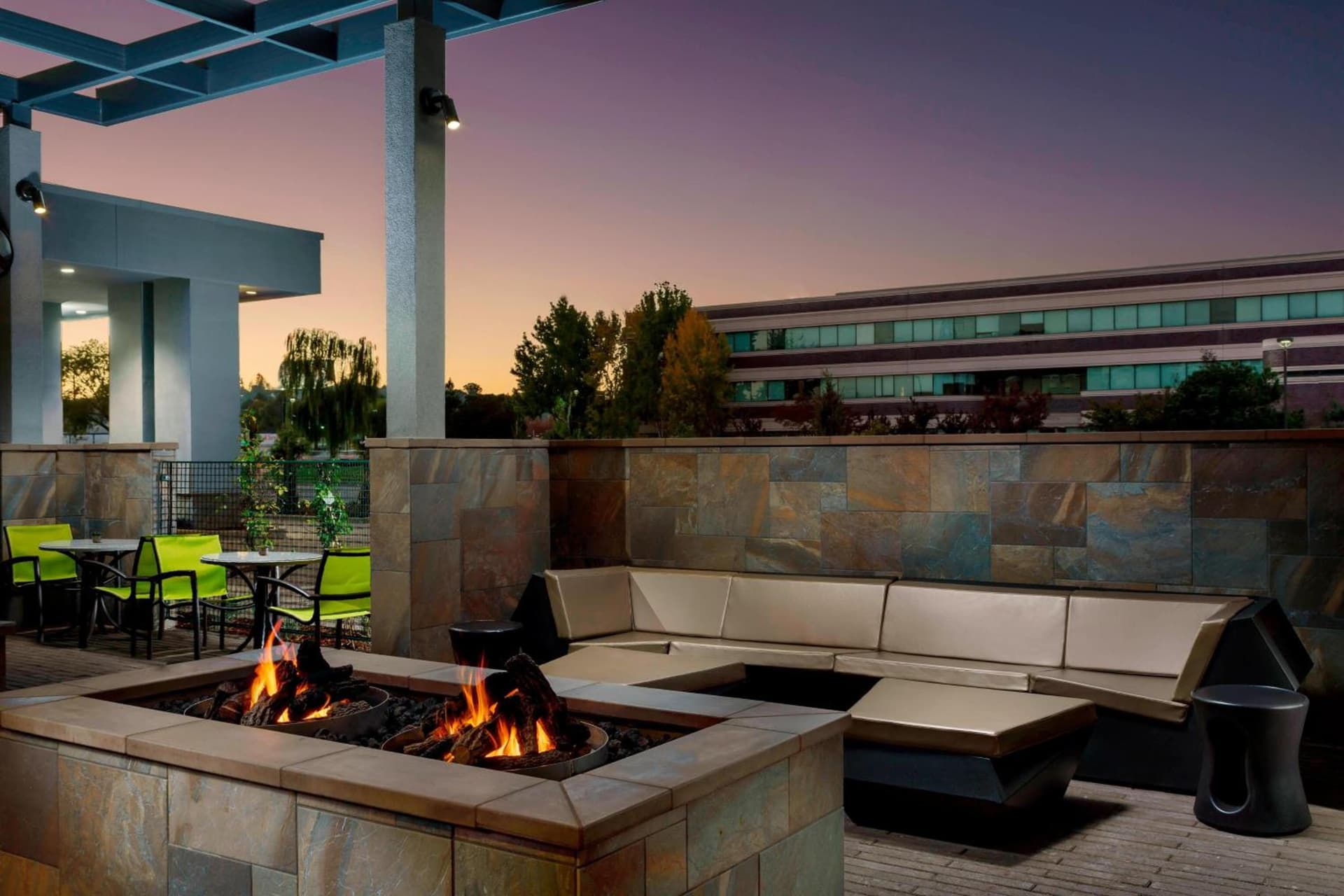 SpringHill Suites by Marriott Belmont Redwood Shores gallery photo in Belmont, CA — image 8