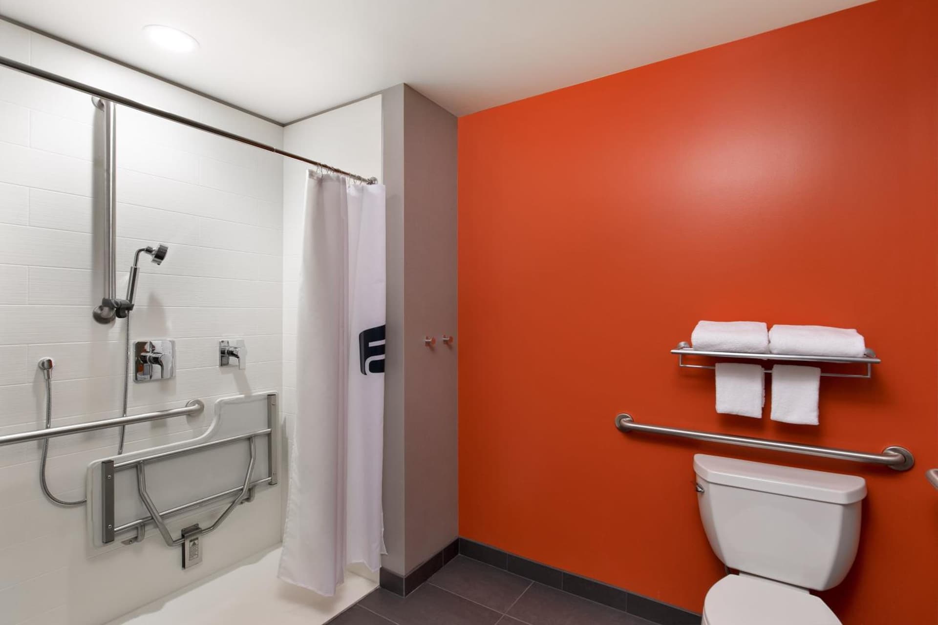 Aloft by Marriott Seattle Sea-Tac Airport gallery photo in SeaTac, WA — image 6