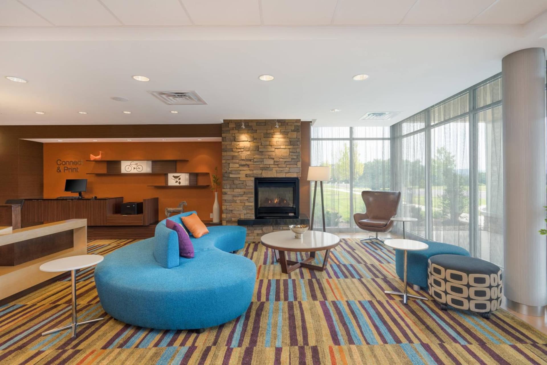 Fairfield Inn & Suites by Marriott Bloomsburg interior in Bloomsburg, PA — gallery photo 2