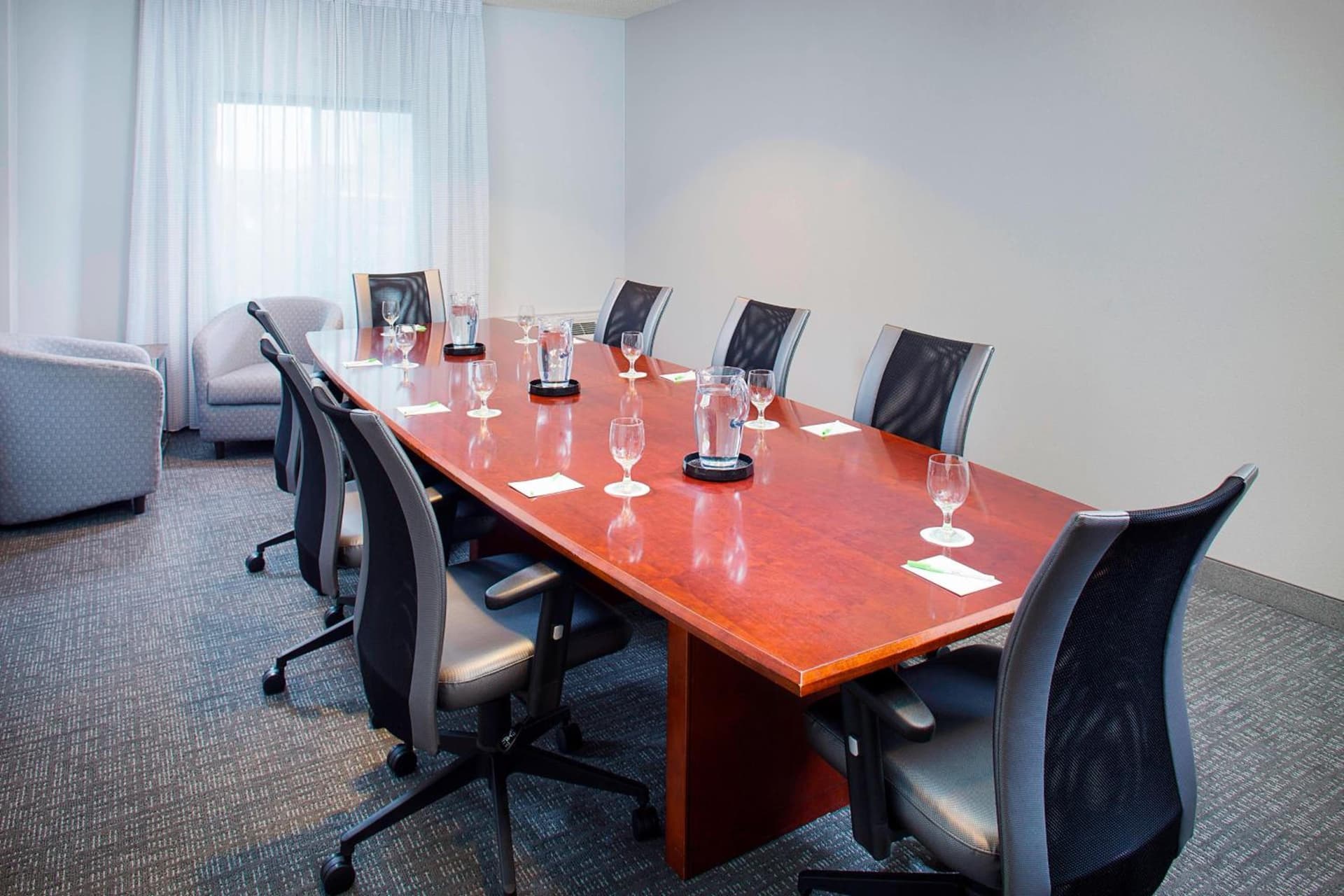 Courtyard by Marriott Roanoke Airport gallery photo in Roanoke, VA — image 12