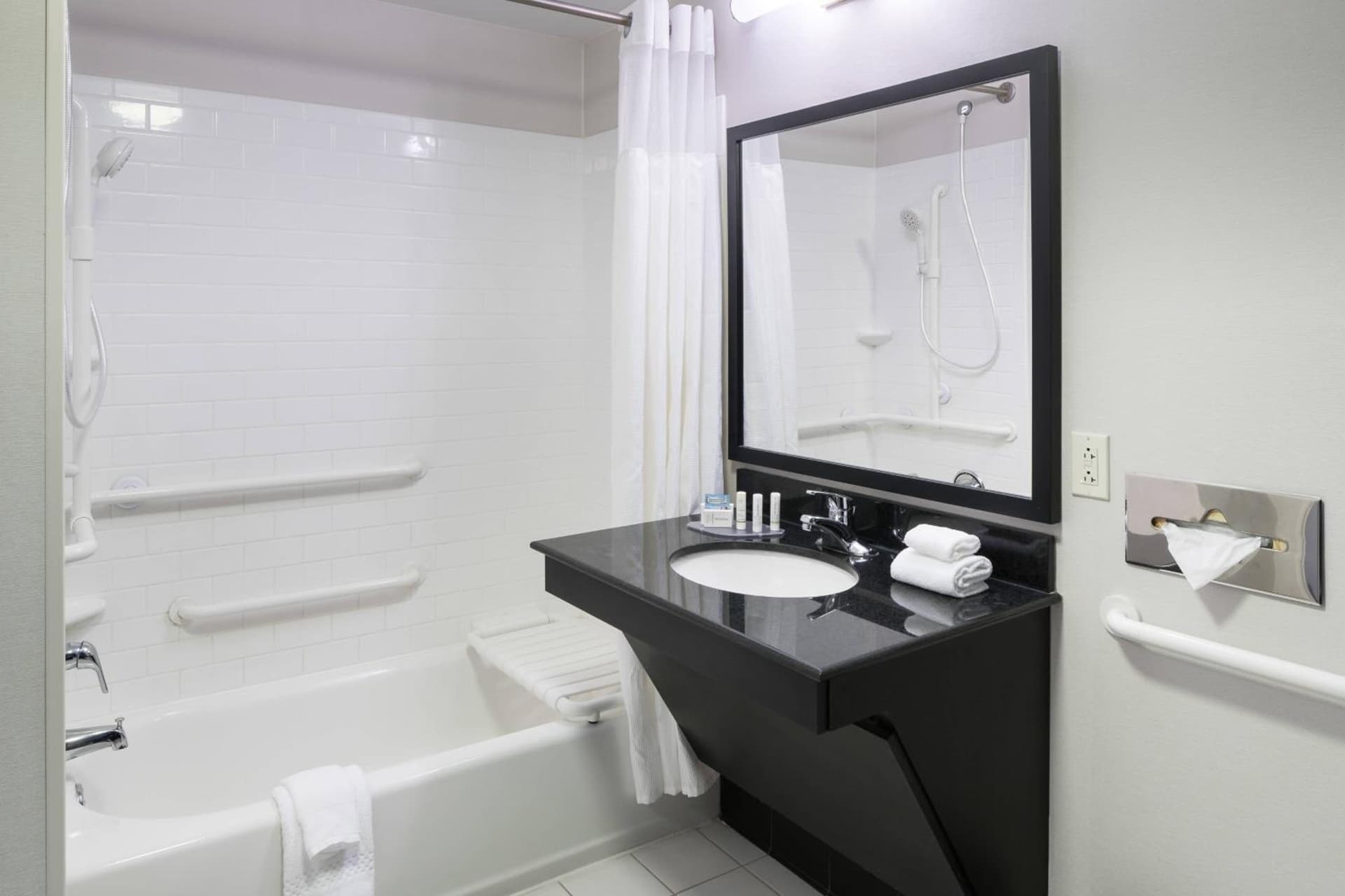 Fairfield Inn & Suites Kansas City Overland Park gallery photo in Overland Park, KS — image 20