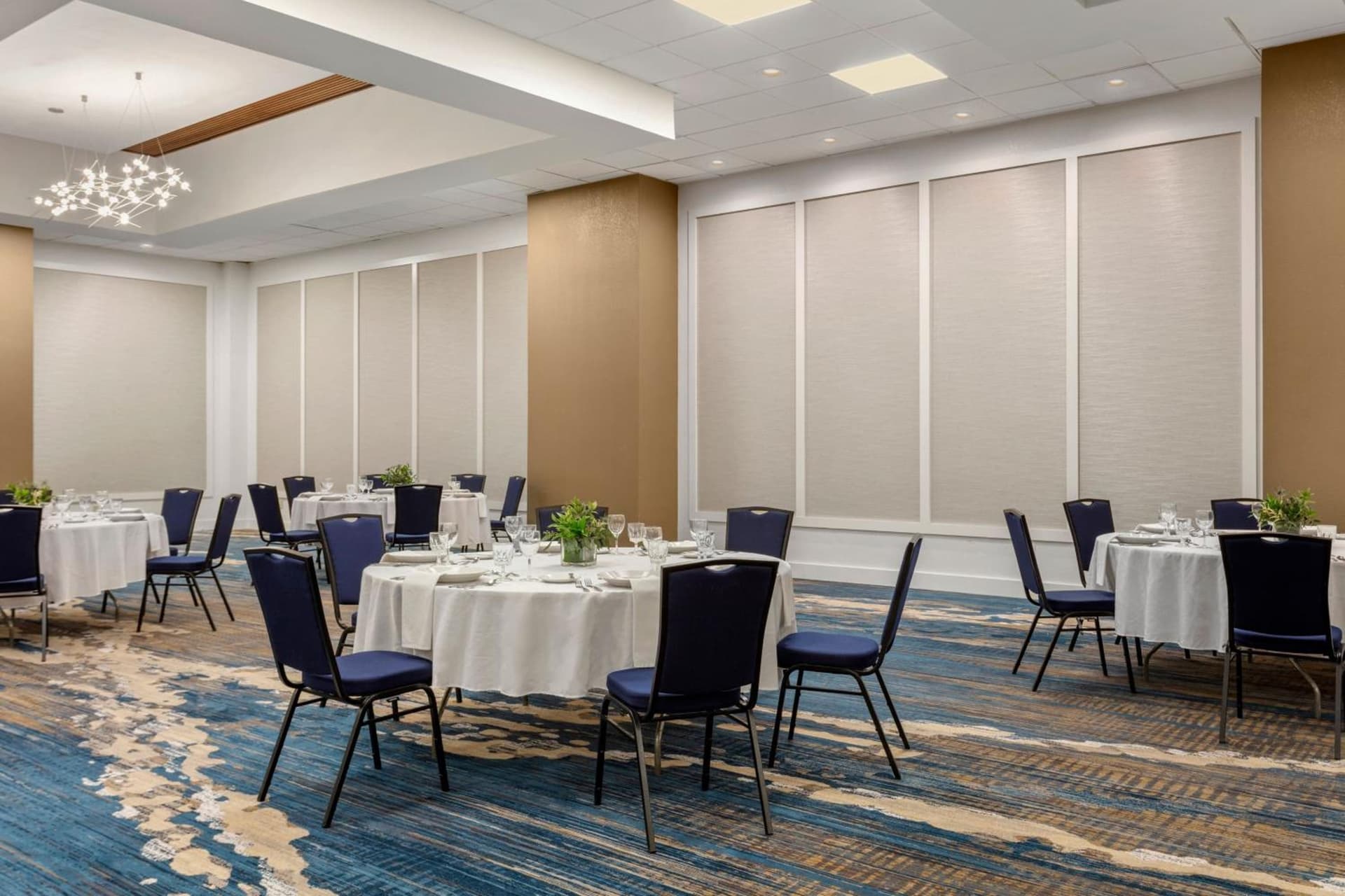 Delta Hotels by Marriott Bristol gallery photo in Bristol, VA — image 25