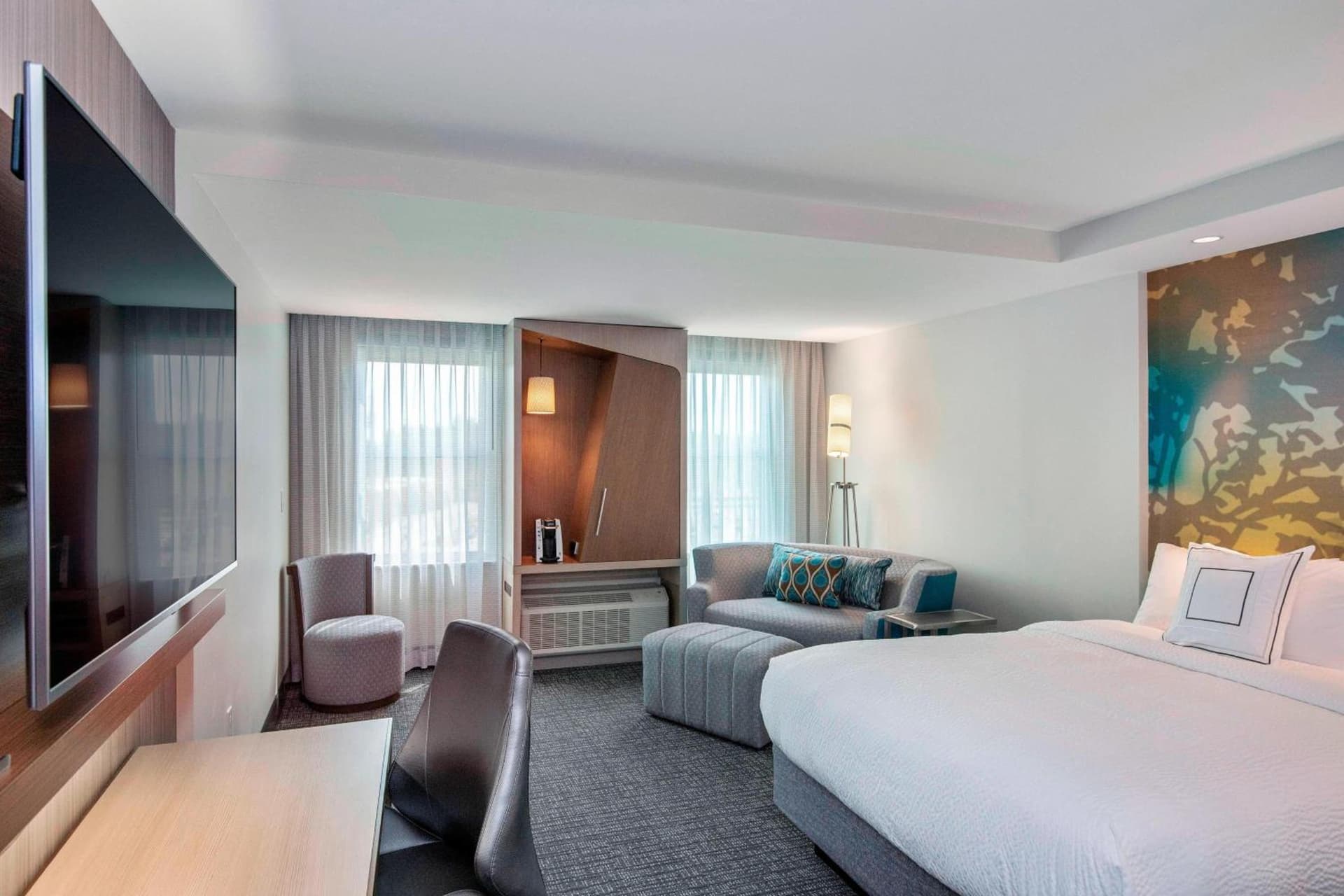 Courtyard by Marriott Raleigh Cary/Parkside Town Commons gallery photo in Cary, NC — image 23