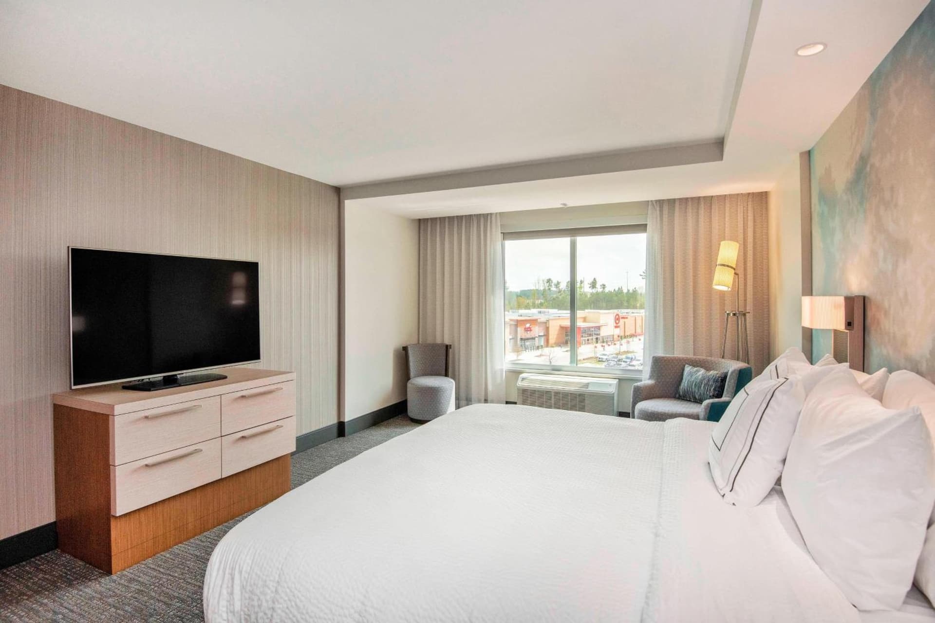 Courtyard by Marriott Raleigh Cary/Parkside Town Commons gallery photo in Cary, NC — image 6