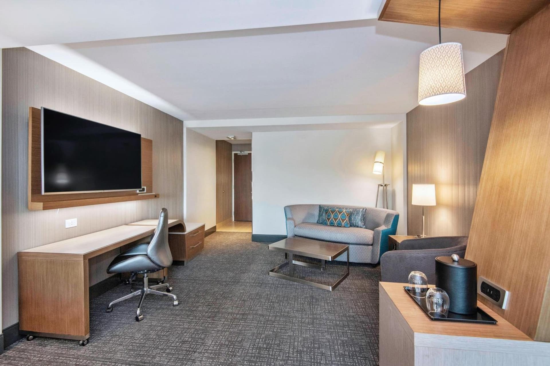 Courtyard by Marriott Raleigh Cary/Parkside Town Commons gallery photo in Cary, NC — image 13