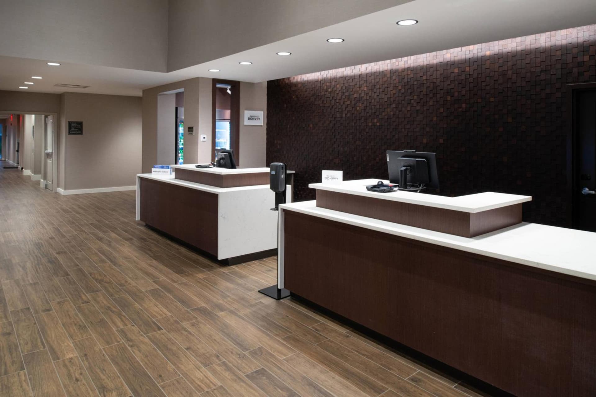 Residence Inn by Marriott St Louis Chesterfield interior in Chesterfield, MO — gallery photo 2