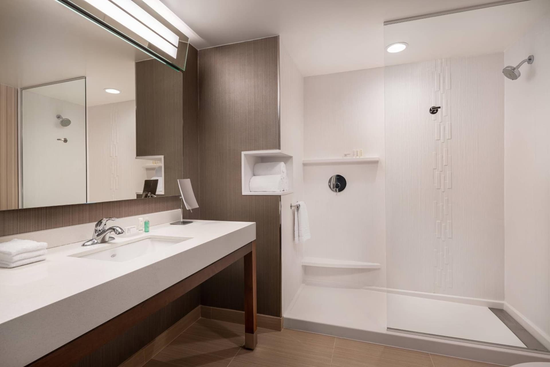 Courtyard by Marriott Petaluma Sonoma County gallery photo in Petaluma, CA — image 31