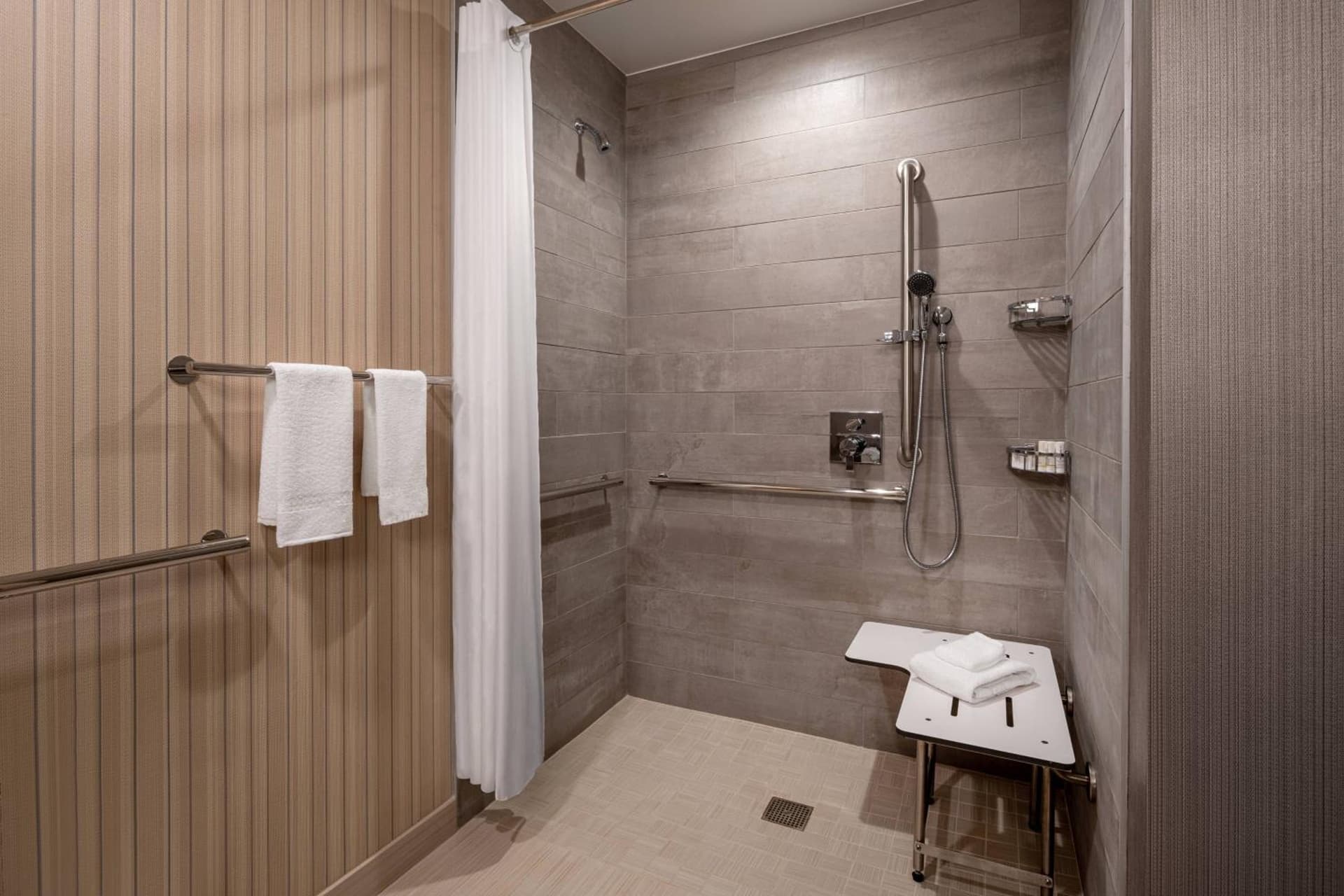 Courtyard by Marriott Petaluma Sonoma County gallery photo in Petaluma, CA — image 18