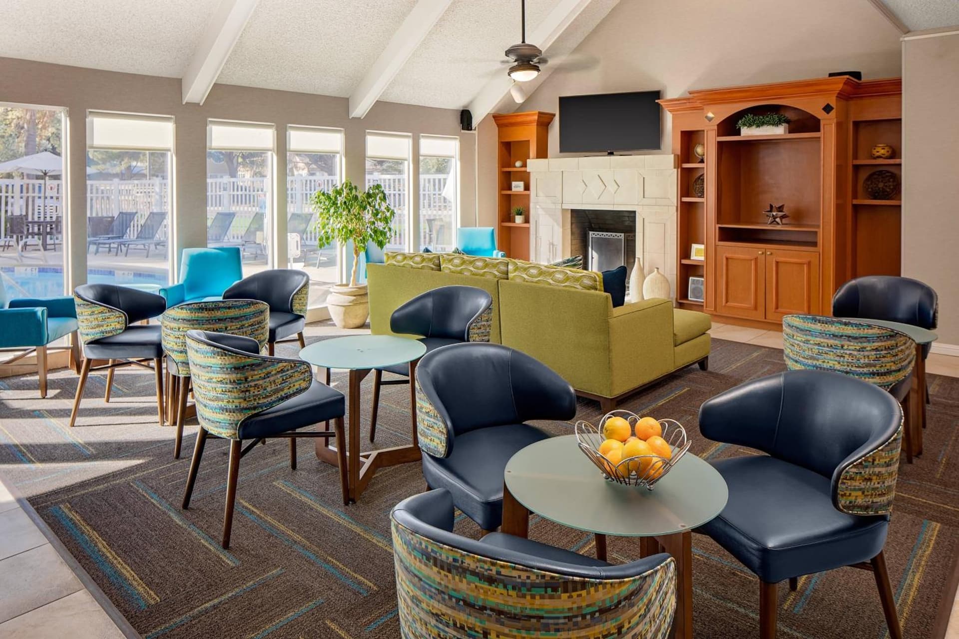 Residence Inn Sunnyvale Silicon Valley I interior in Sunnyvale, CA — gallery photo 2