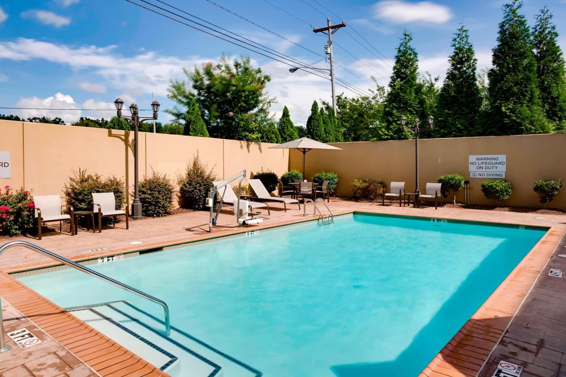 Courtyard Statesville Mooresville/Lake Norman property views in Statesville, NC — gallery photo 3