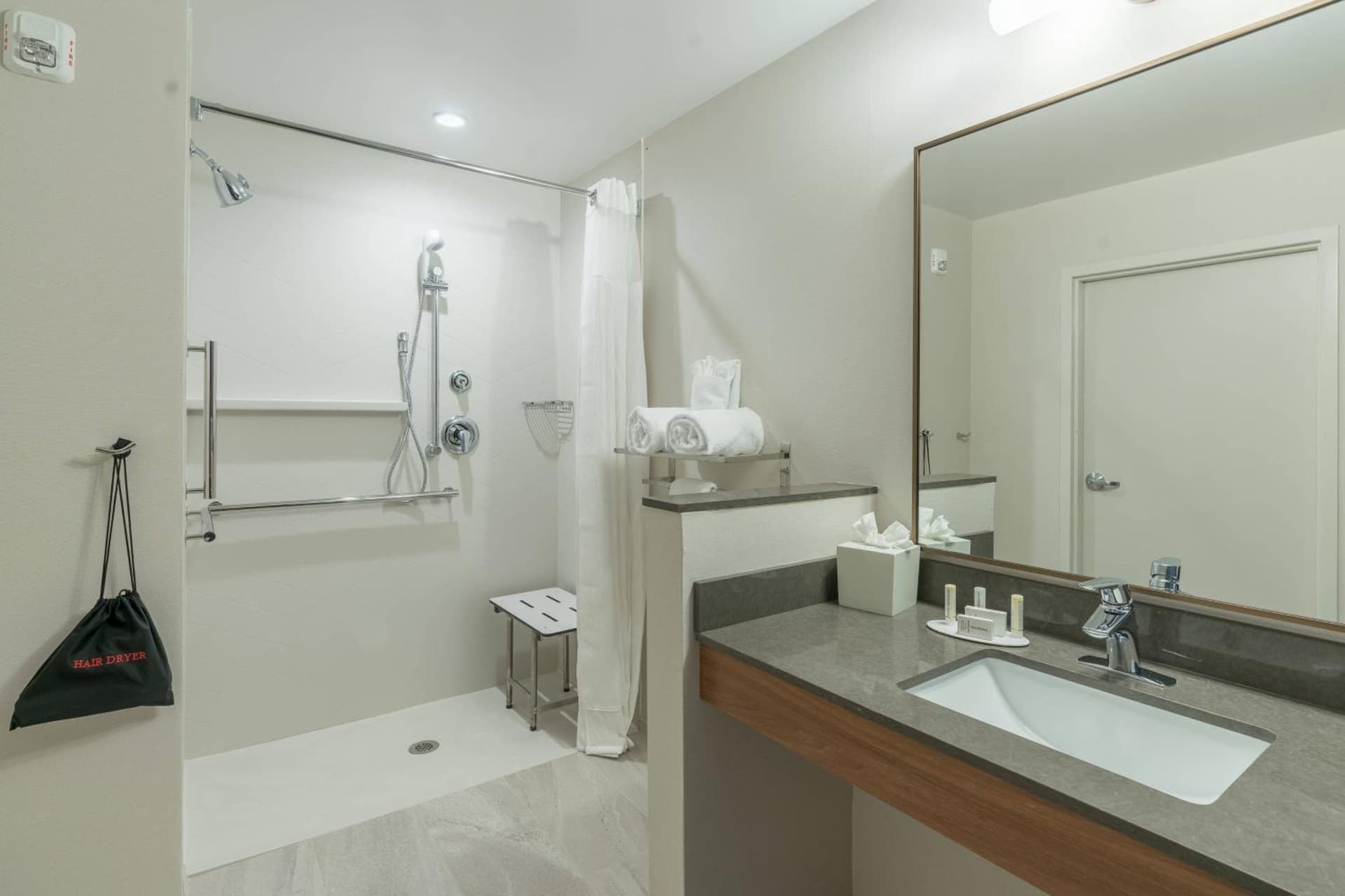 Fairfield Inn & Suites by Marriott Gainesville I-75 gallery photo in Gainesville, FL — image 23