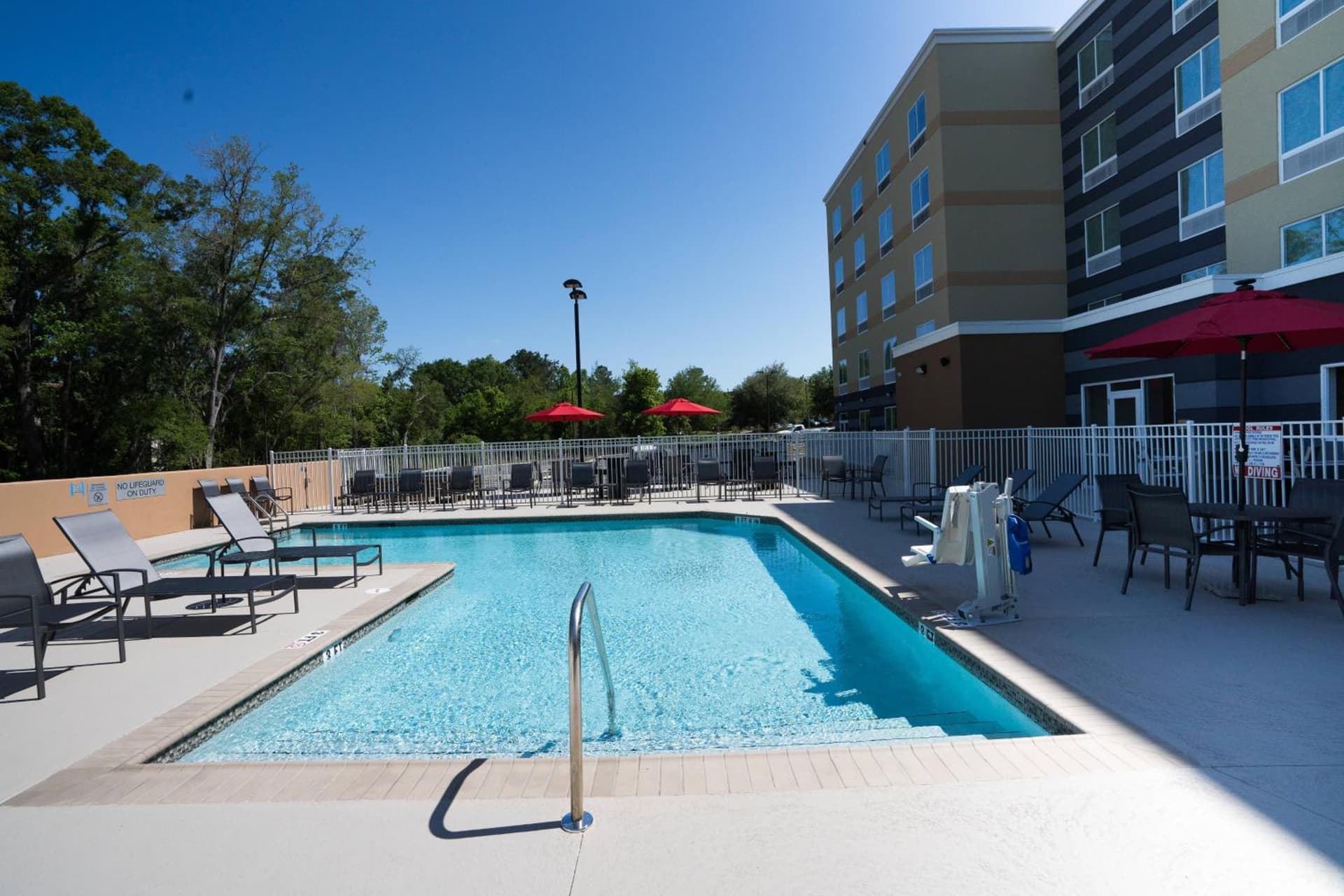 Fairfield Inn & Suites by Marriott Gainesville I-75 gallery photo in Gainesville, FL — image 10