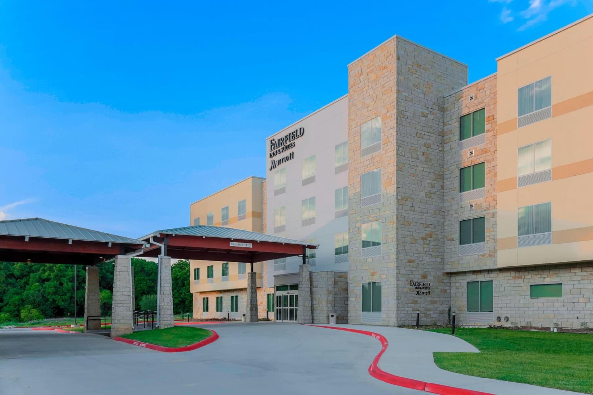 Fairfield Inn & Suites by Marriott Decatur at Decatur Conference Center property views in Decatur, TX — gallery photo 3