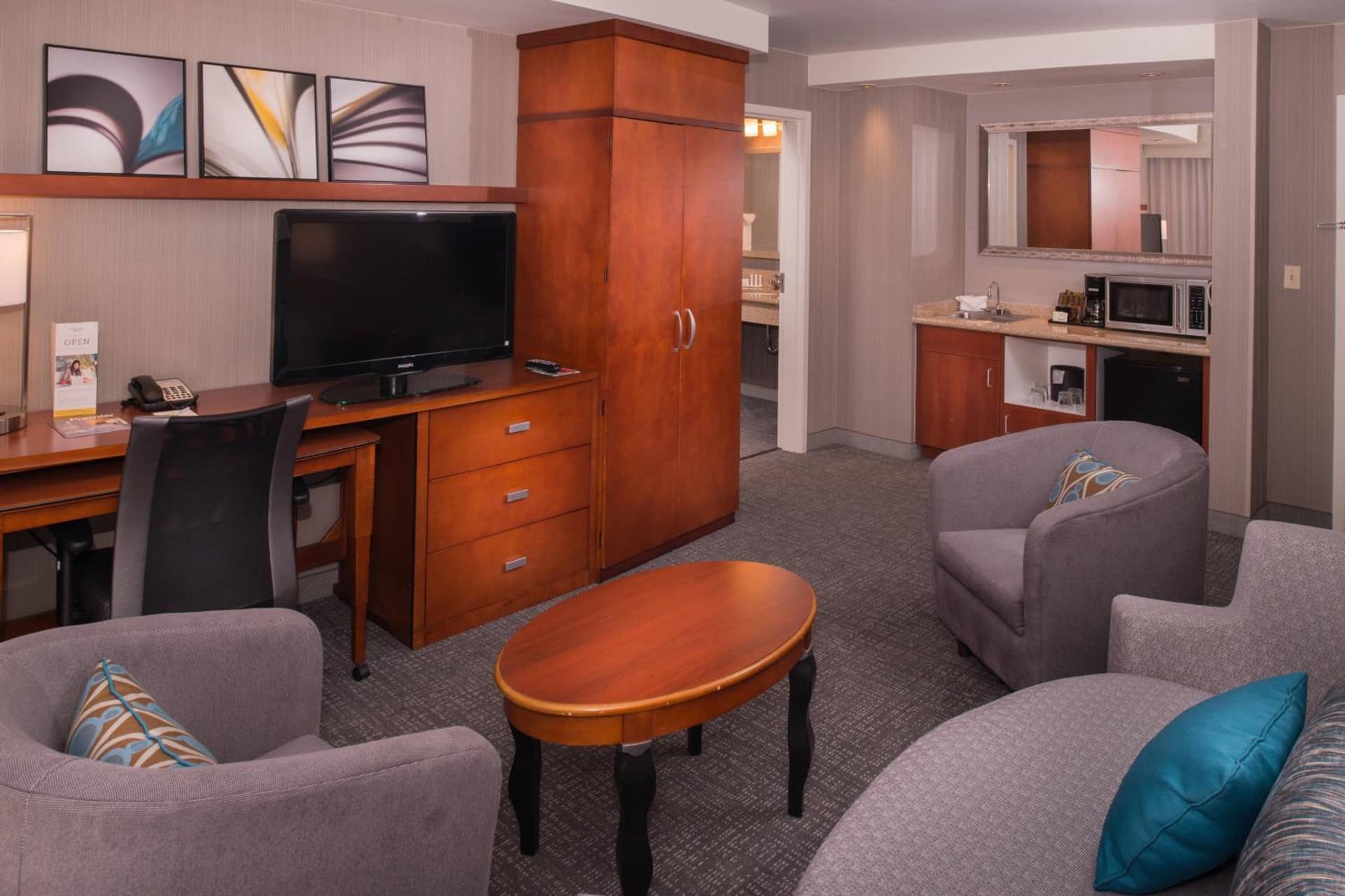 Courtyard by Marriott Thousand Oaks Ventura County gallery photo in Thousand Oaks, CA — image 7