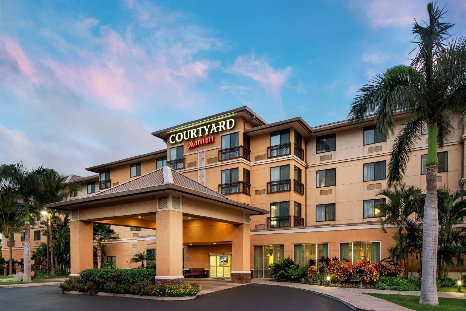 Courtyard by Marriott Maui Kahului Airport featured exterior or lobby in Kahului, HI — similar hotel