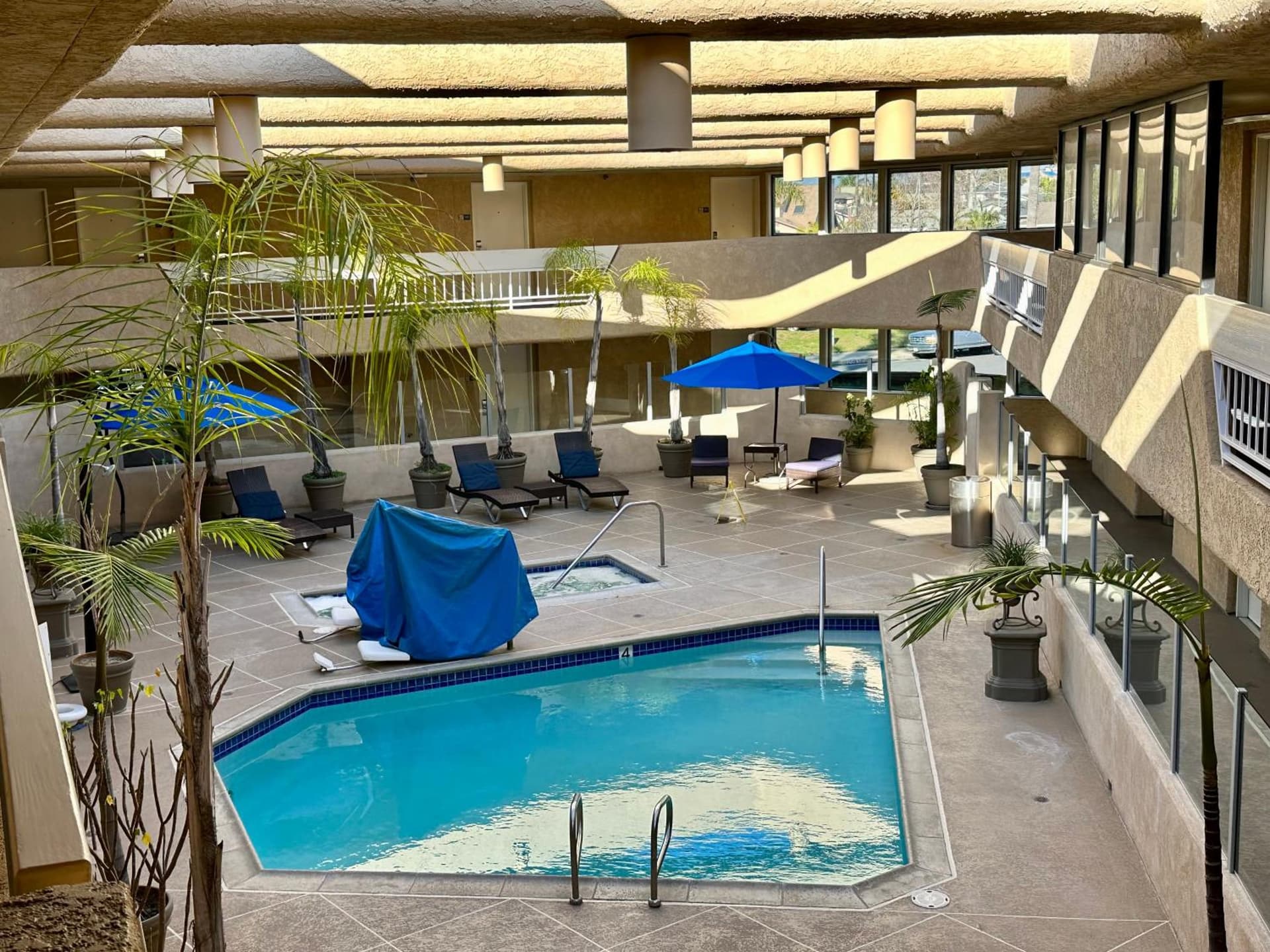 The Pacific Inn property views in Seal Beach, CA — gallery photo 3