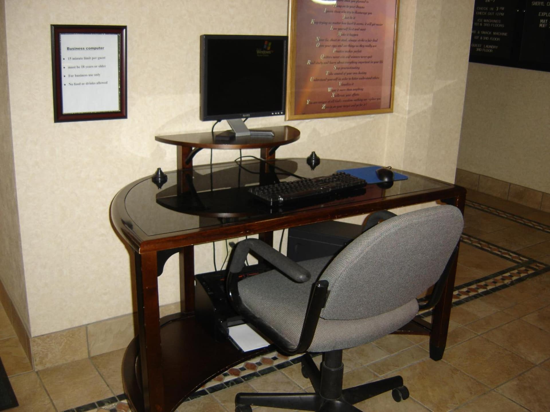 New Victorian Inn - Sioux City gallery photo in Sioux City, IA — image 7