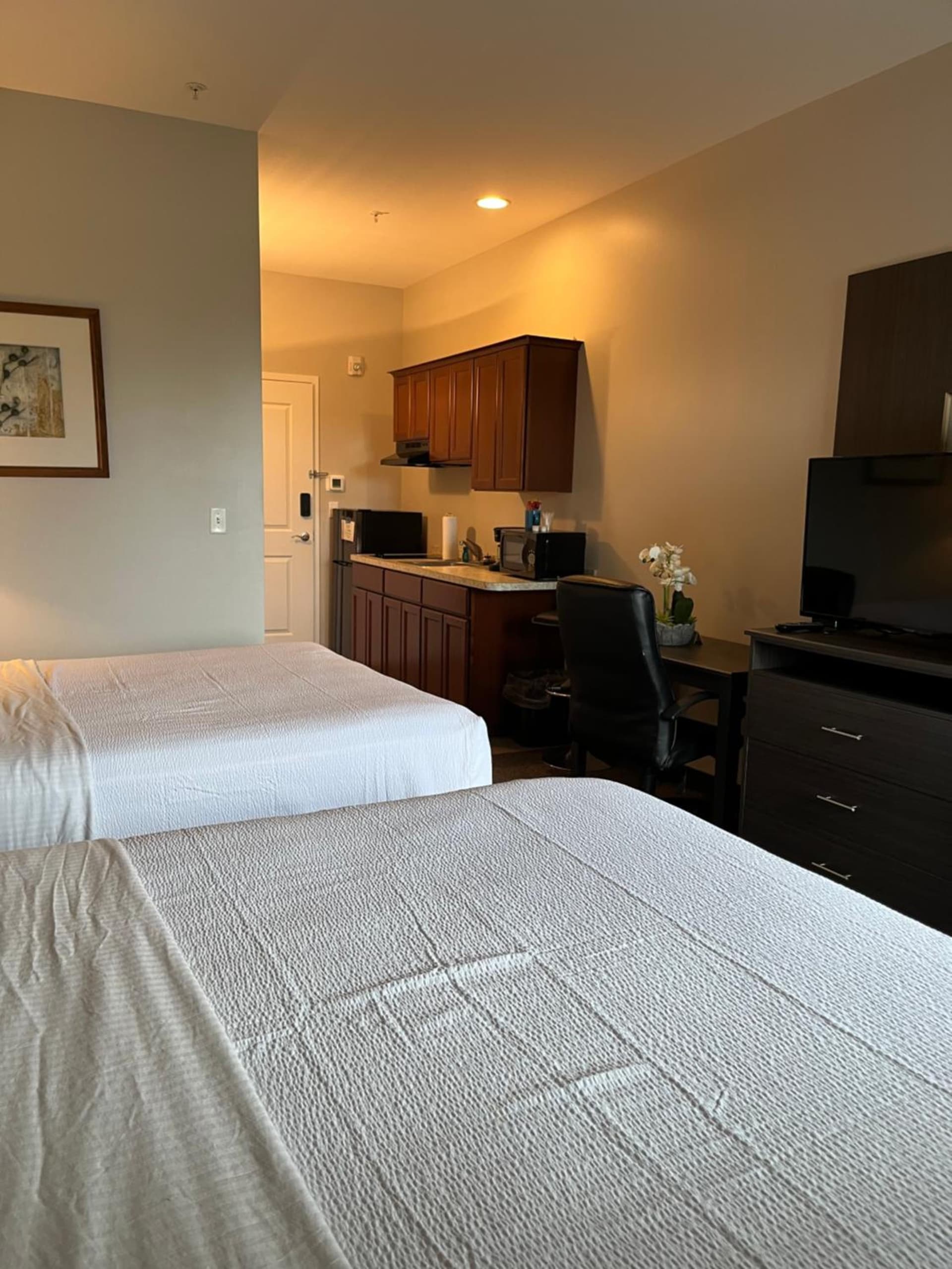 Brinton Suites interior in West Chester, PA — gallery photo 2