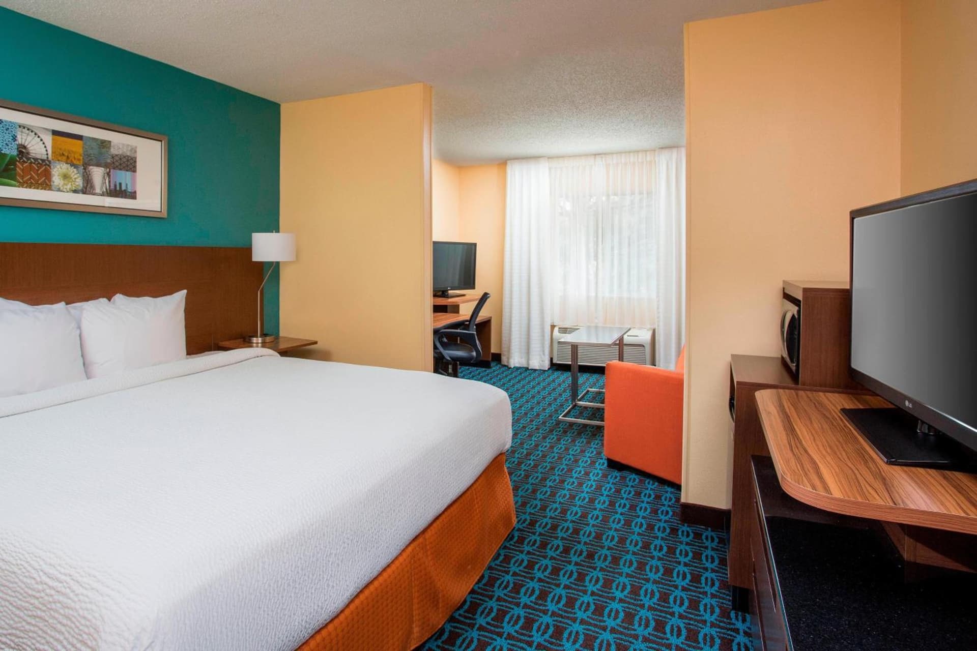 Fairfield Inn & Suites Ashland property views in Ashland, KY — gallery photo 3