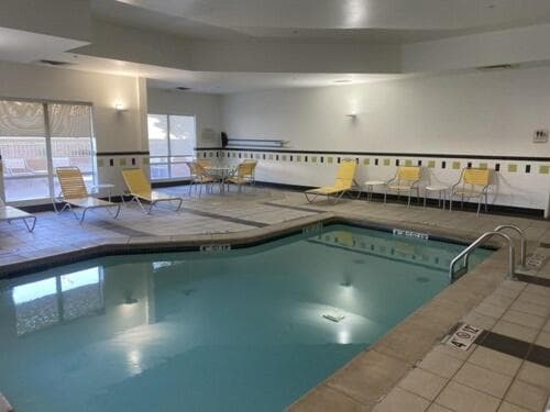 Fairfield Inn and Suites by Marriott Weatherford interior in Weatherford, OK — gallery photo 2