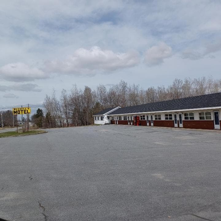 Russell's Motel interior in Caribou, ME — gallery photo 2