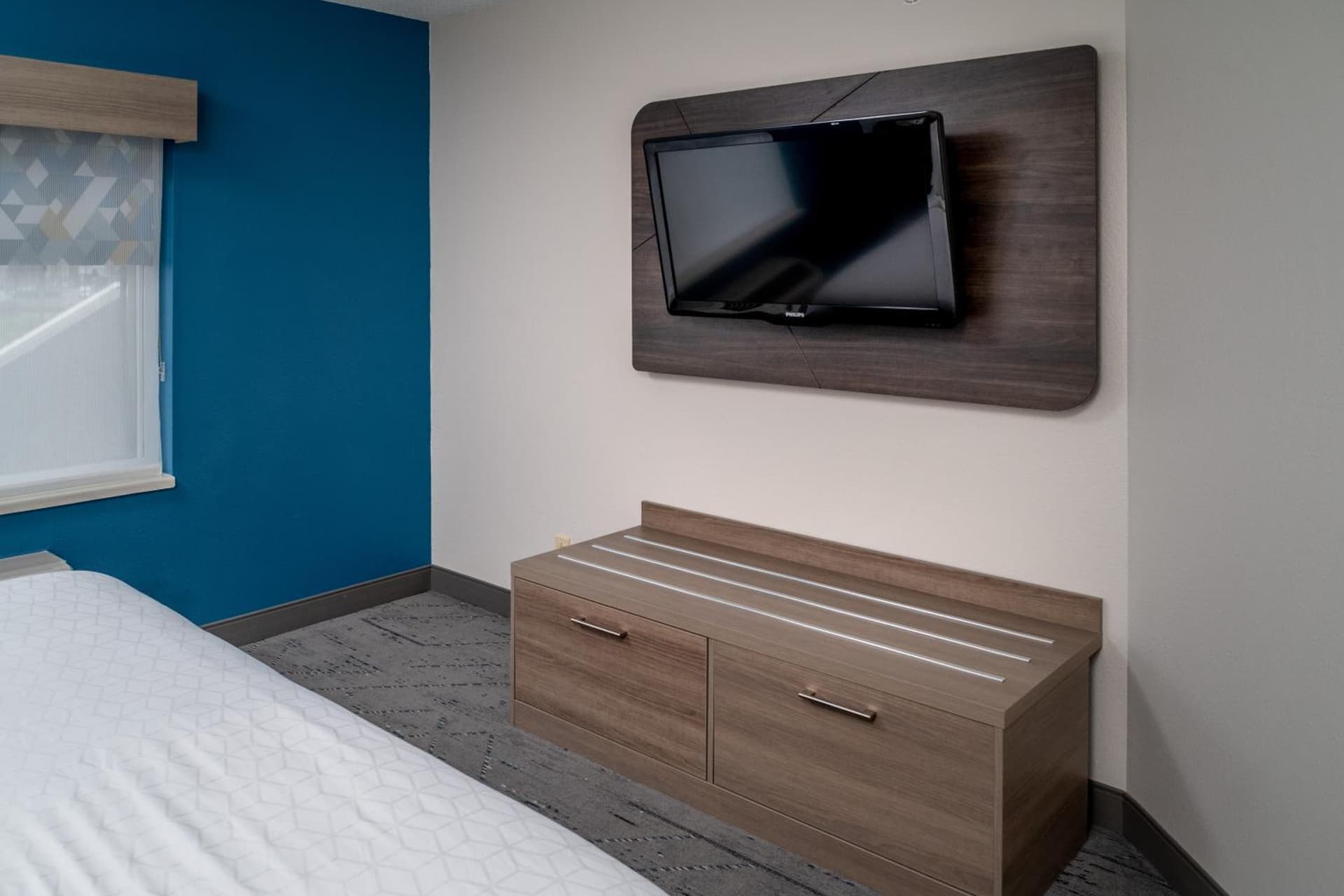 Holiday Inn Express - Charleston/Kanawha City by IHG gallery photo in Charleston, WV — image 15