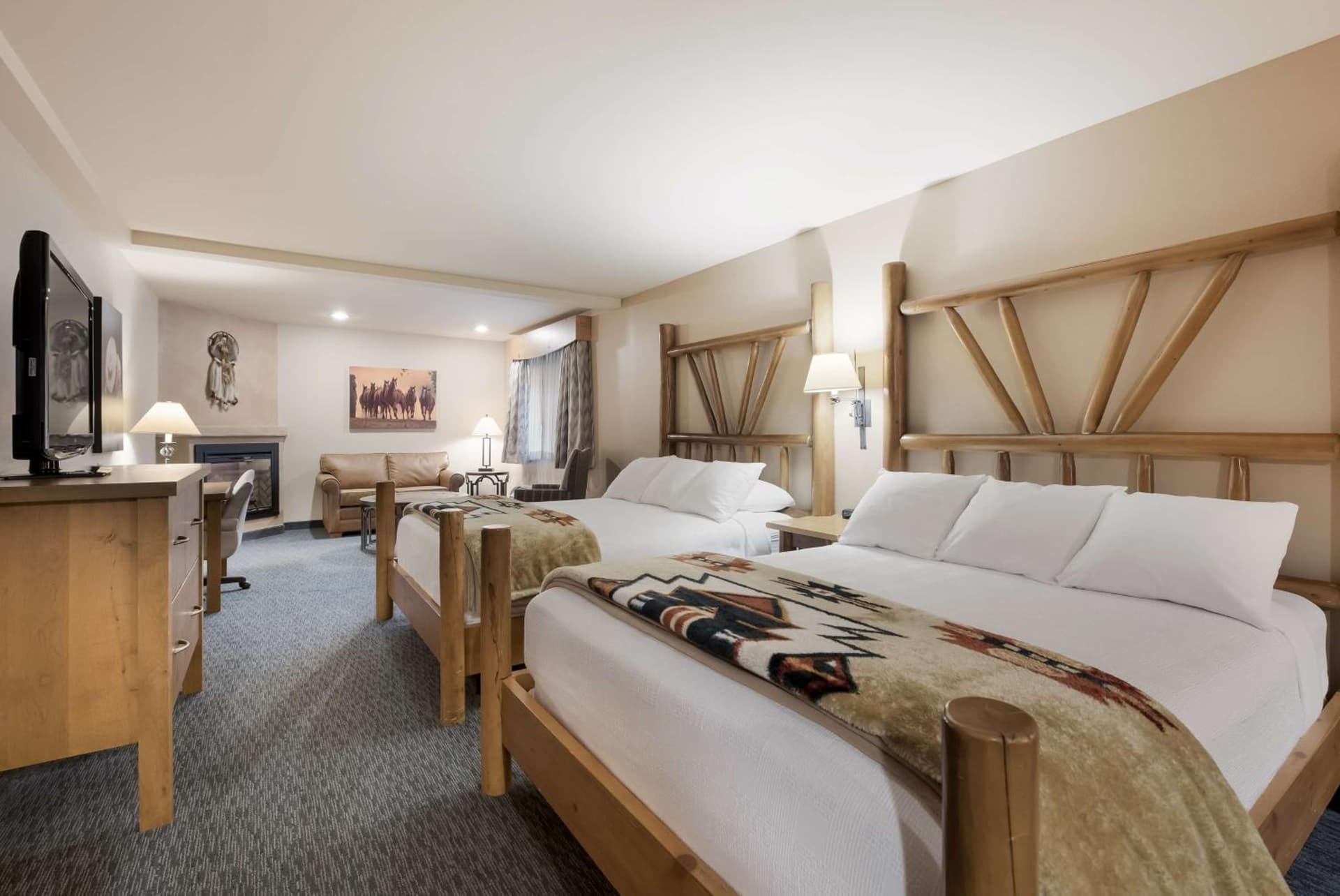 Best Western Plus Kentwood Lodge property views in Sun Valley, ID — gallery photo 3