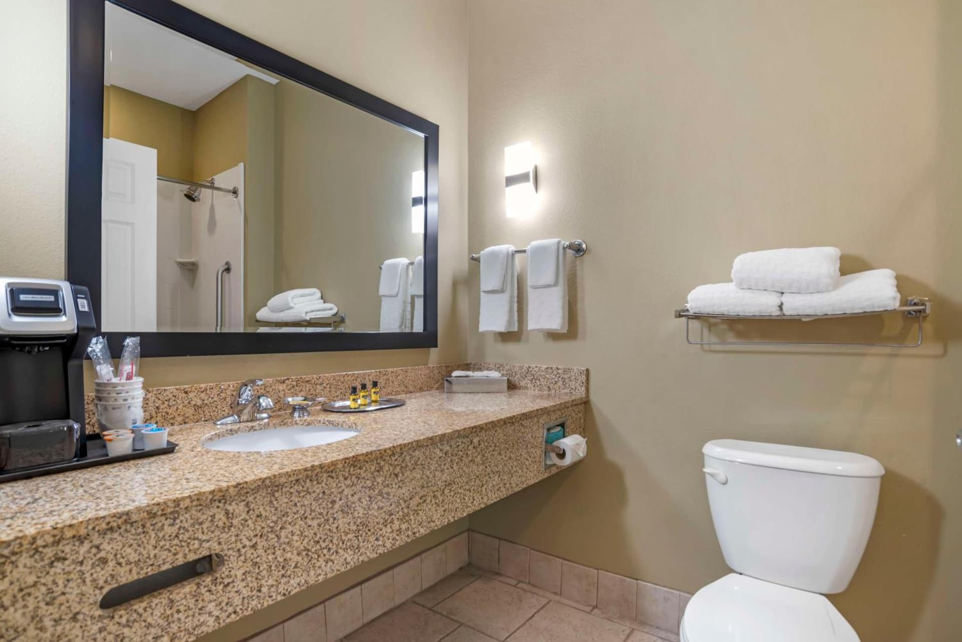 Best Western Plus Chalmette Hotel gallery photo in Chalmette, LA — image 28
