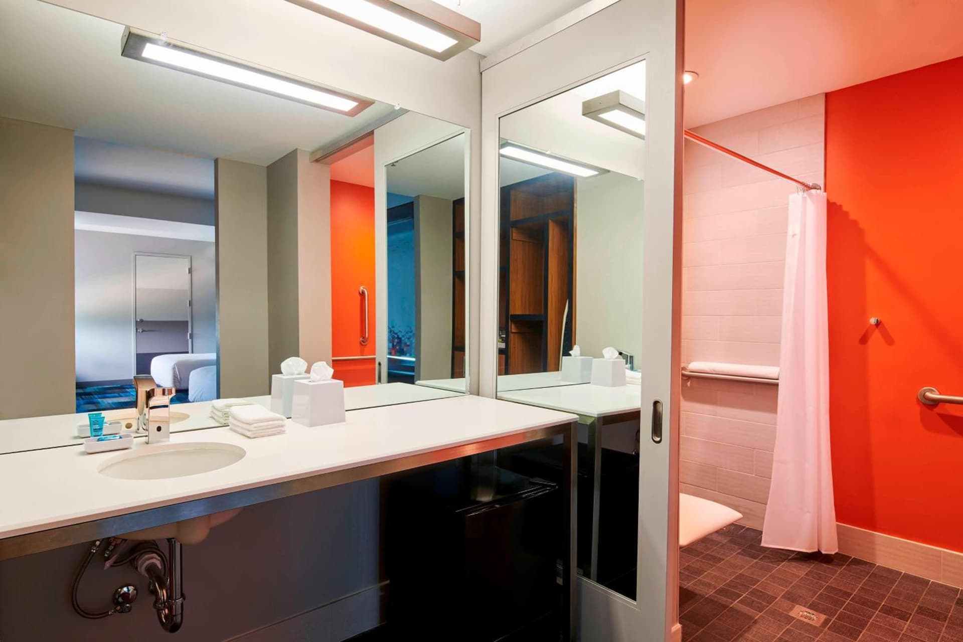 Aloft by Marriott Cleveland Airport gallery photo in North Olmsted, OH — image 31