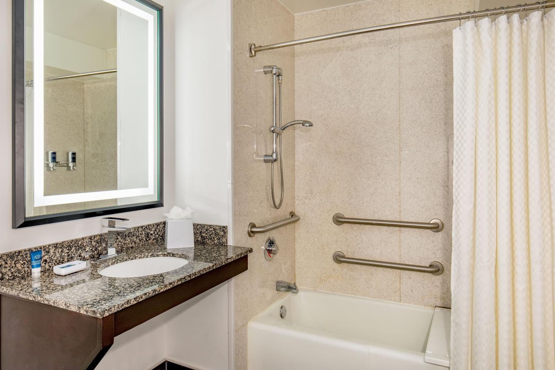 Four Points by Sheraton Kalamazoo interior in Kalamazoo, MI — gallery photo 2