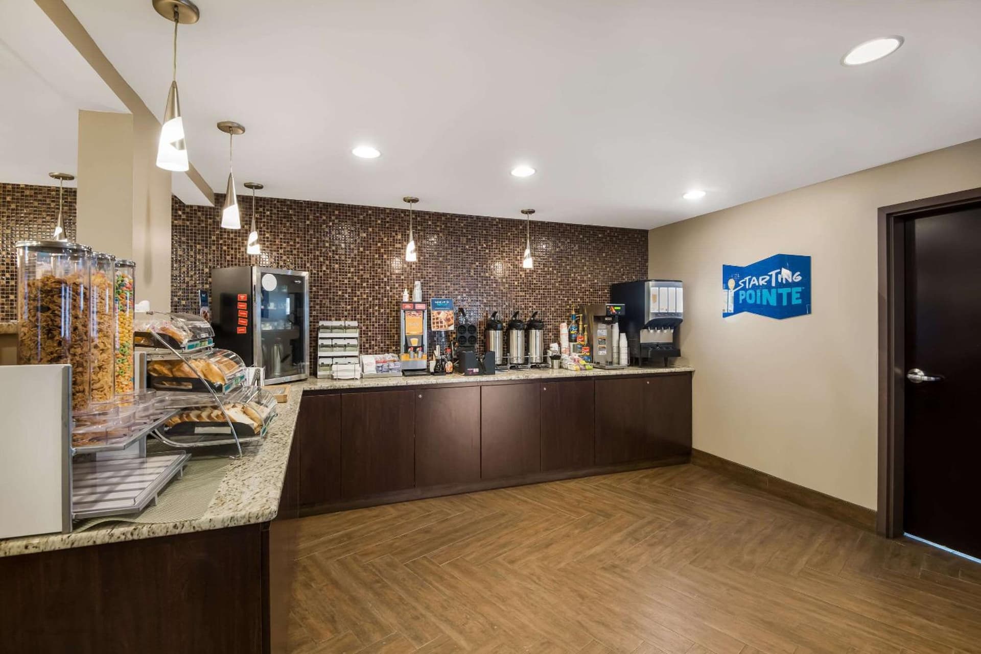 Clarion Pointe Syracuse Downtown gallery photo in Syracuse, NY — image 16