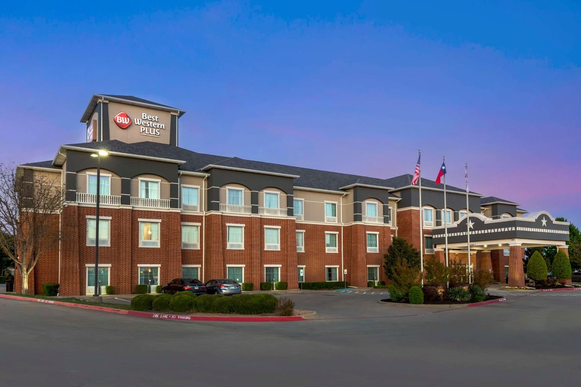 Best Western Plus Duncanville Dallas featured exterior or lobby in Duncanville, TX — similar hotel