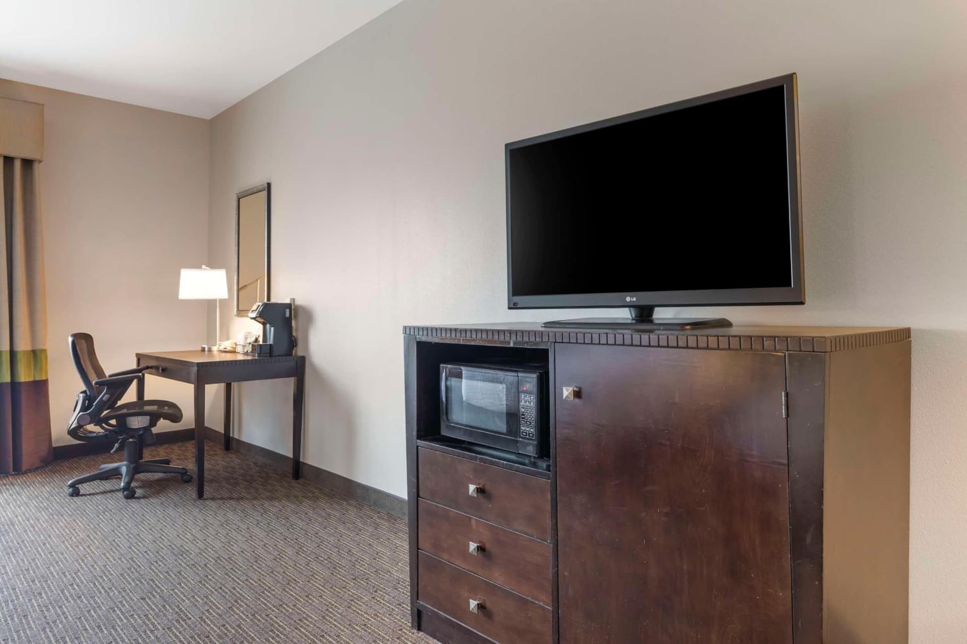 Best Western Plus Duncanville Dallas gallery photo in Duncanville, TX — image 13