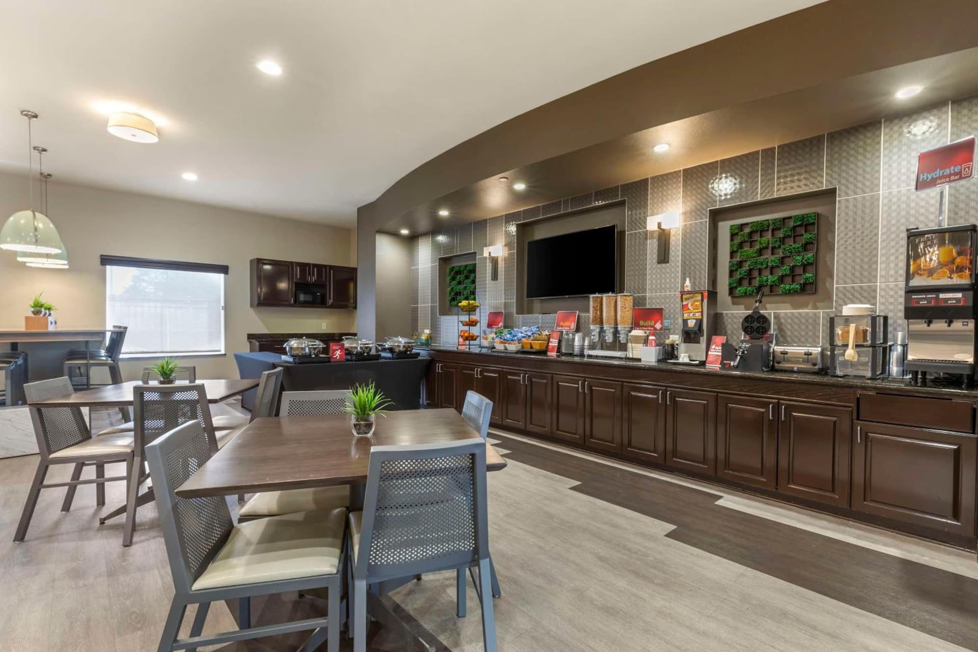 Best Western Plus Duncanville Dallas gallery photo in Duncanville, TX — image 12