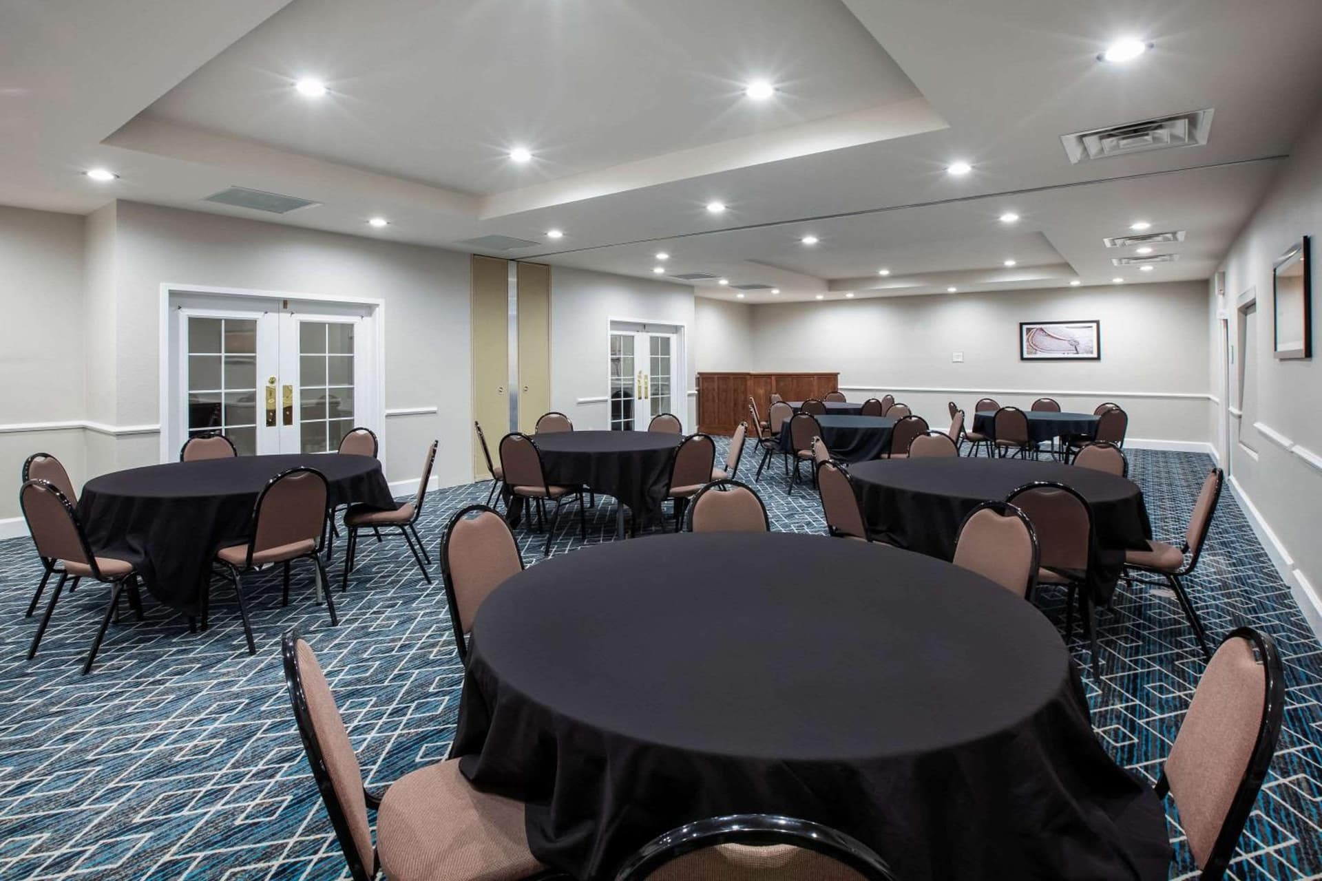 La Quinta by Wyndham Lubbock North gallery photo in Lubbock, TX — image 11