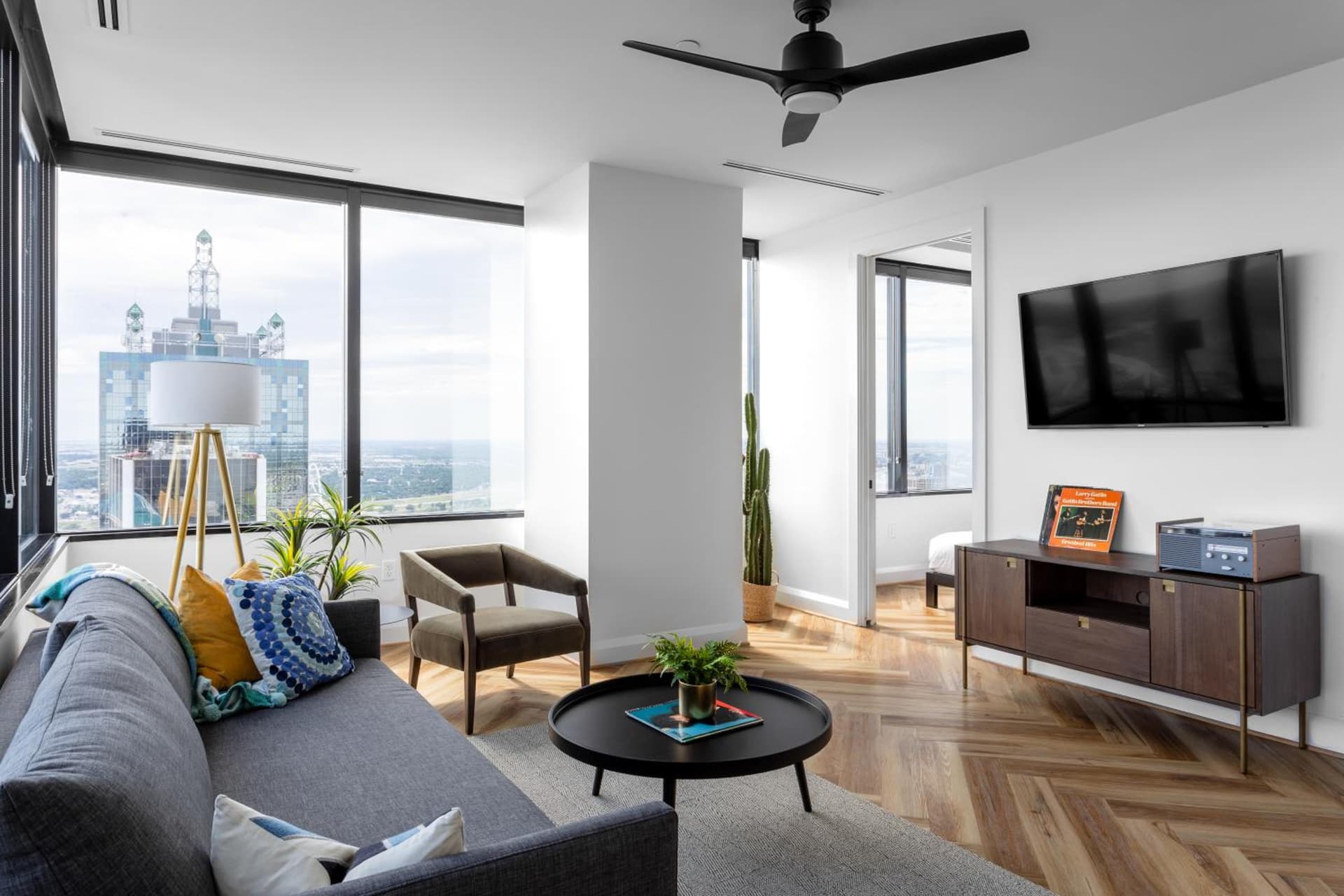 Mint House Dallas Downtown By Kasa gallery photo in Dallas, TX — image 18